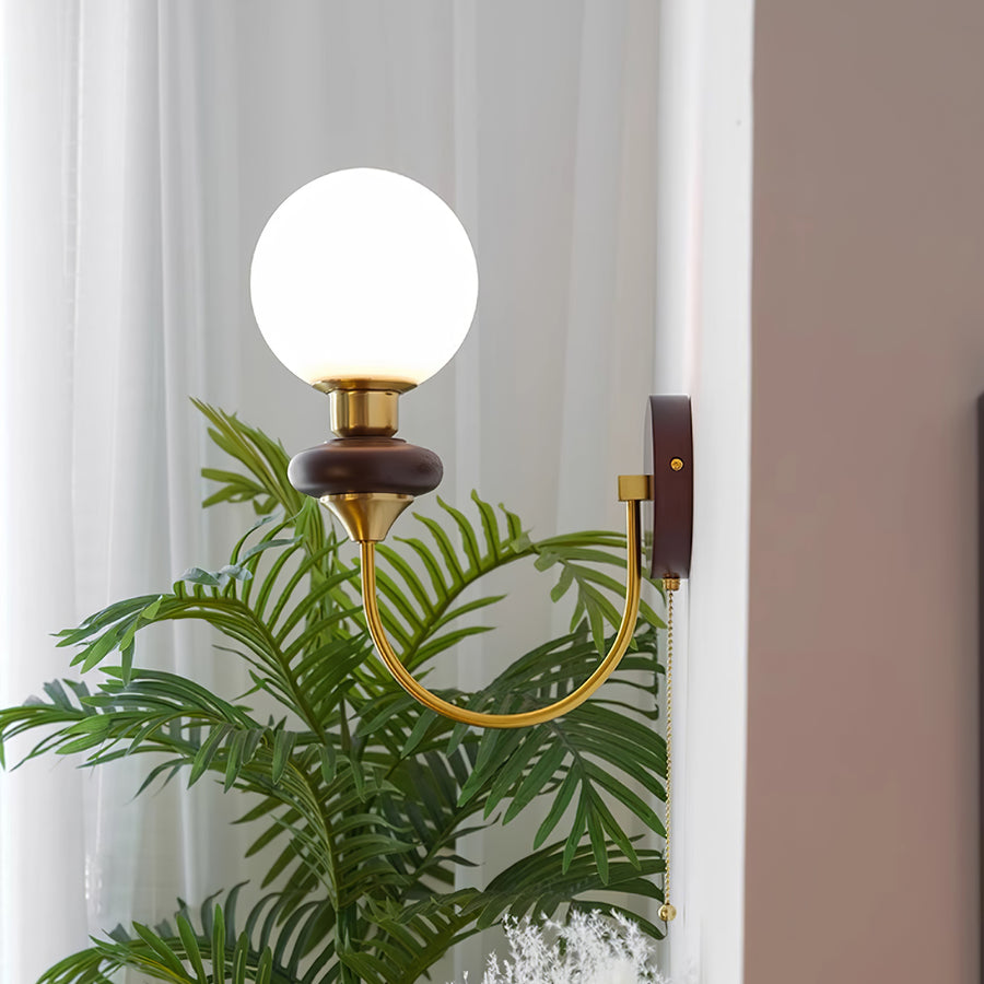 Joan Wooden Wall Light – detail 2