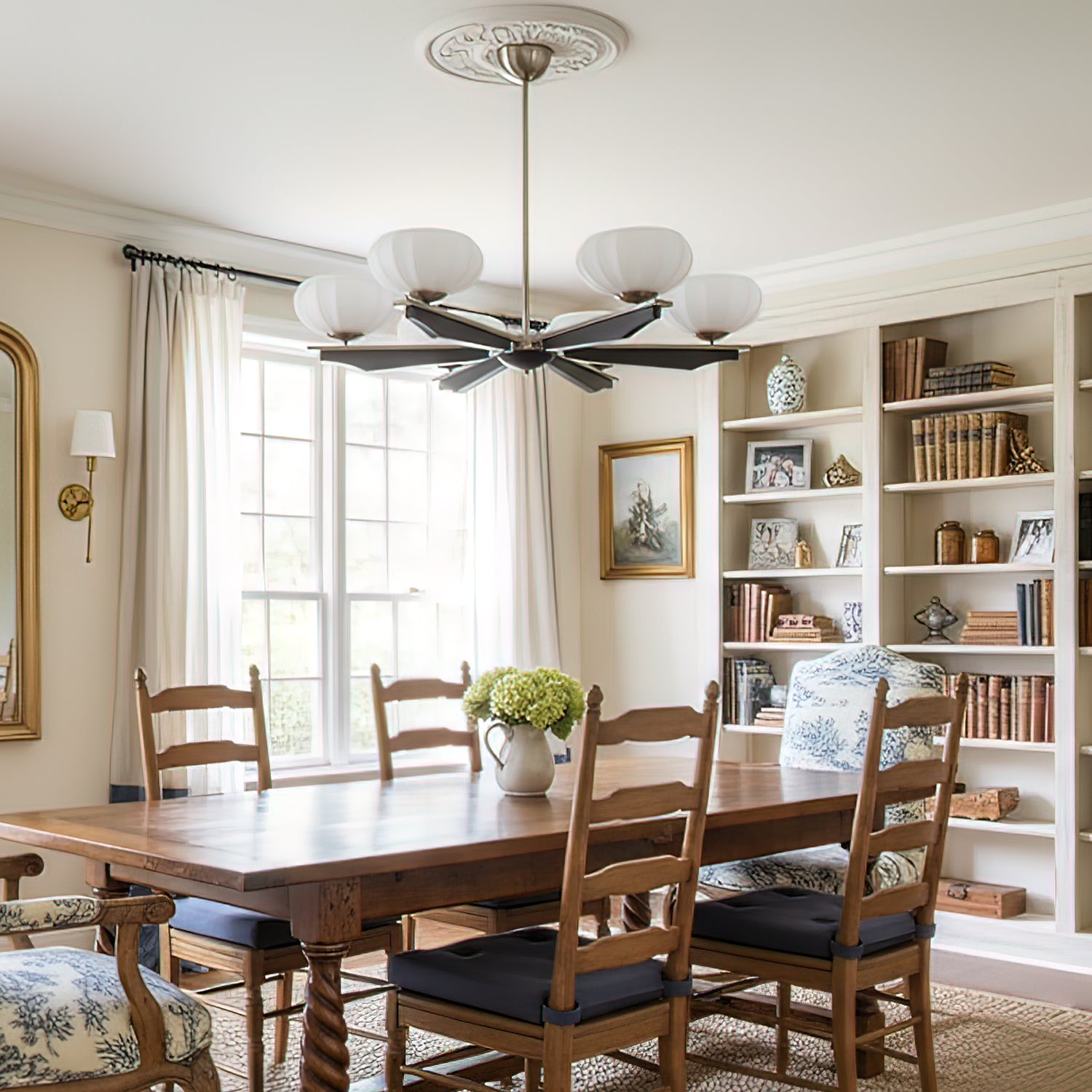Kurve Chandelier