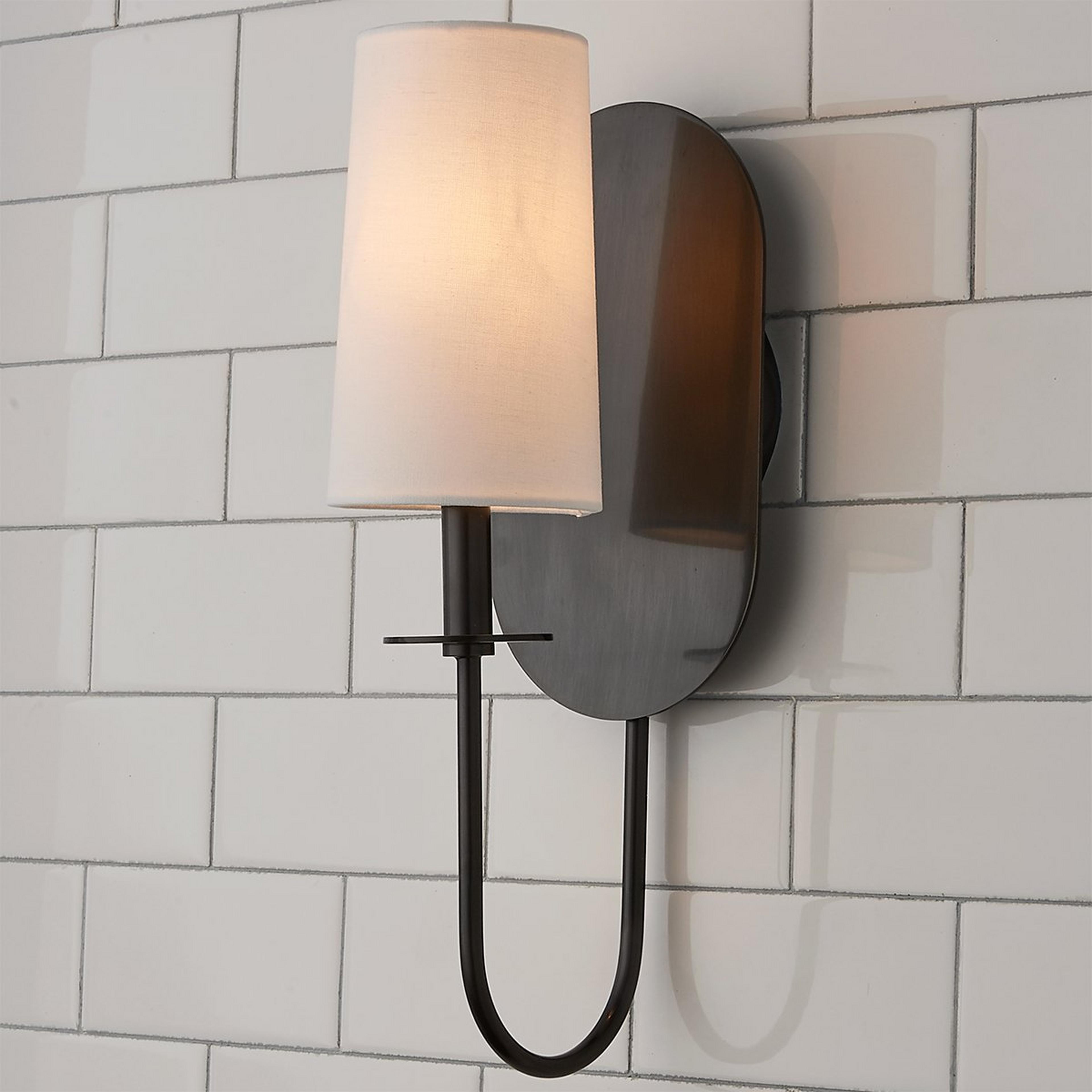 Lara Wall Lamp