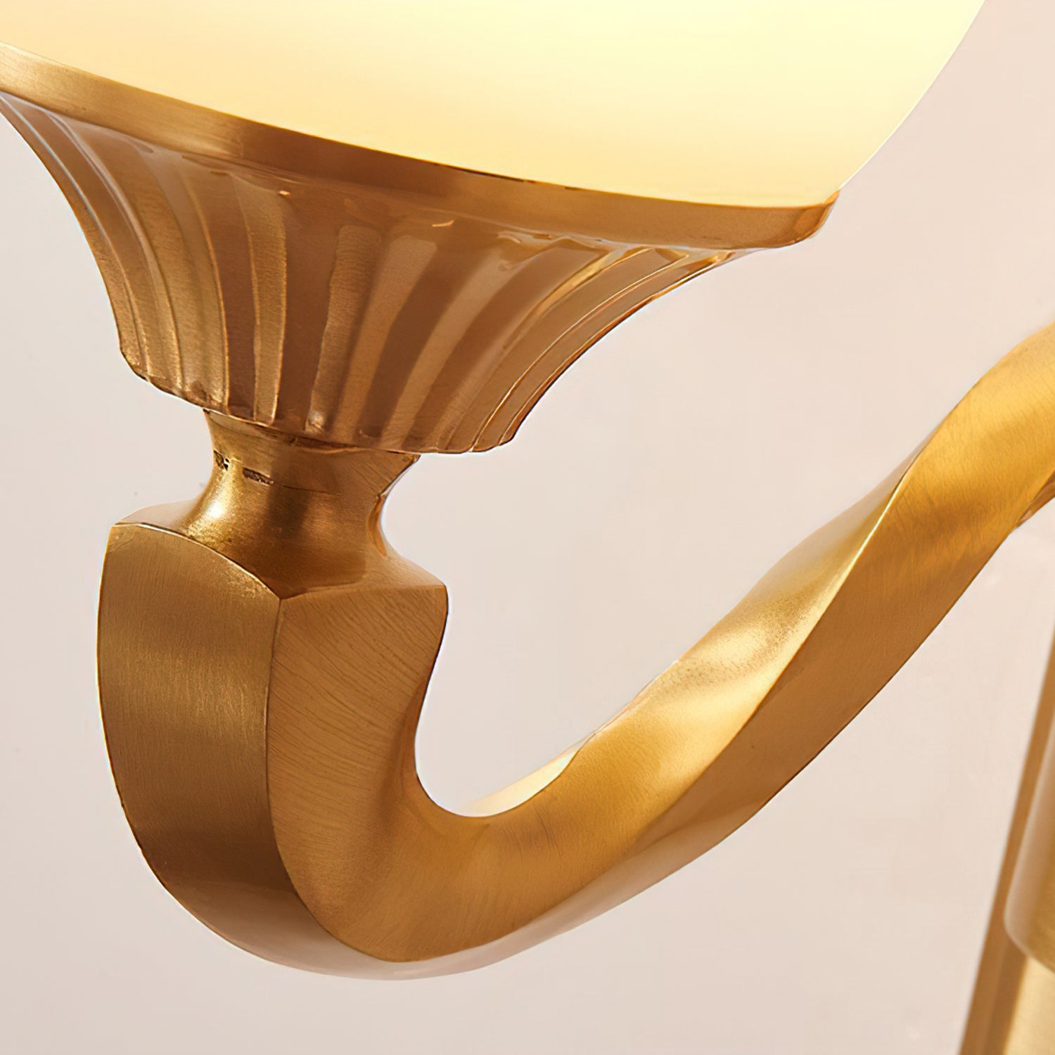 Lindby Wall Lamp
