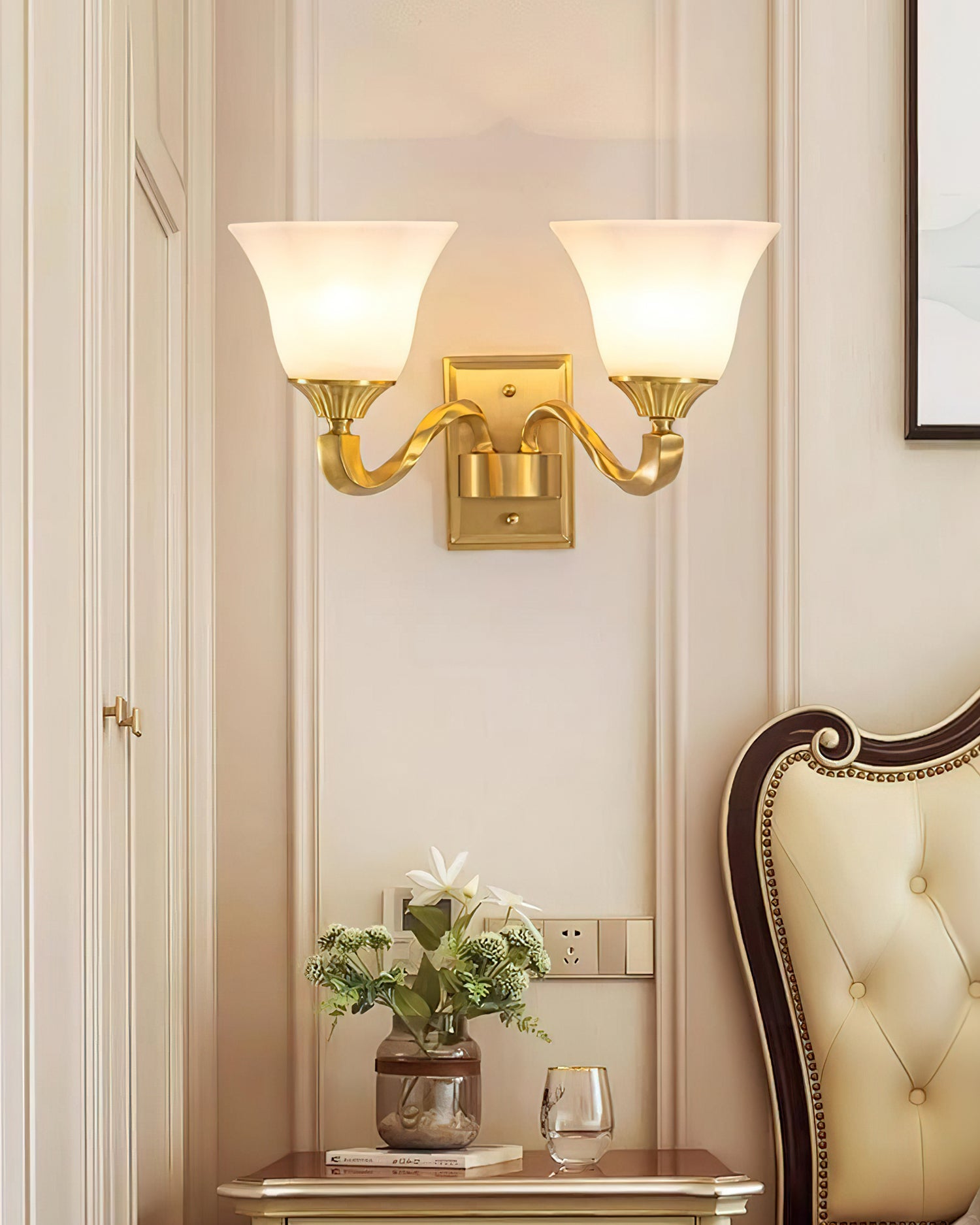 Lindby Wall Lamp