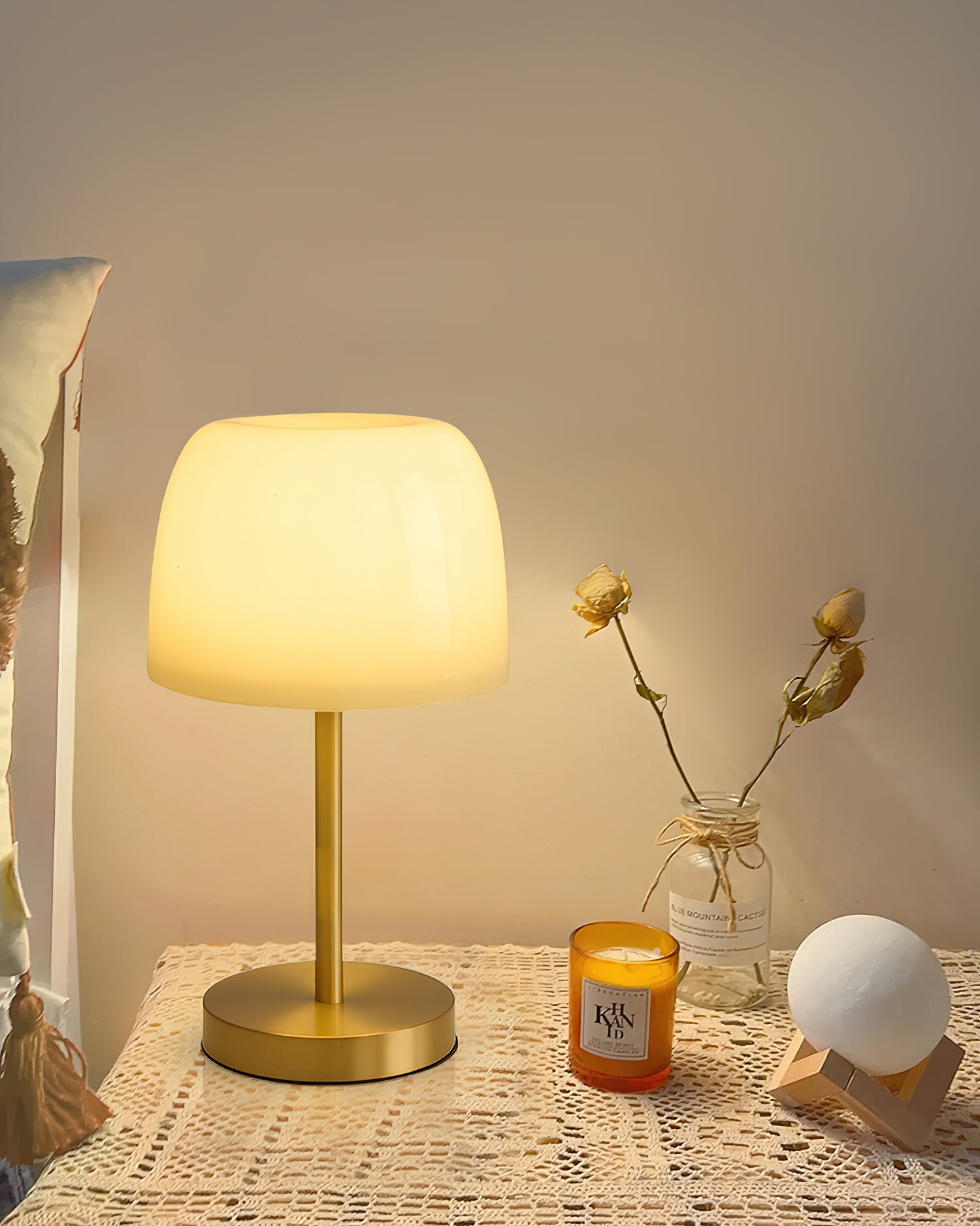 Lumiere Glass Table Lamp