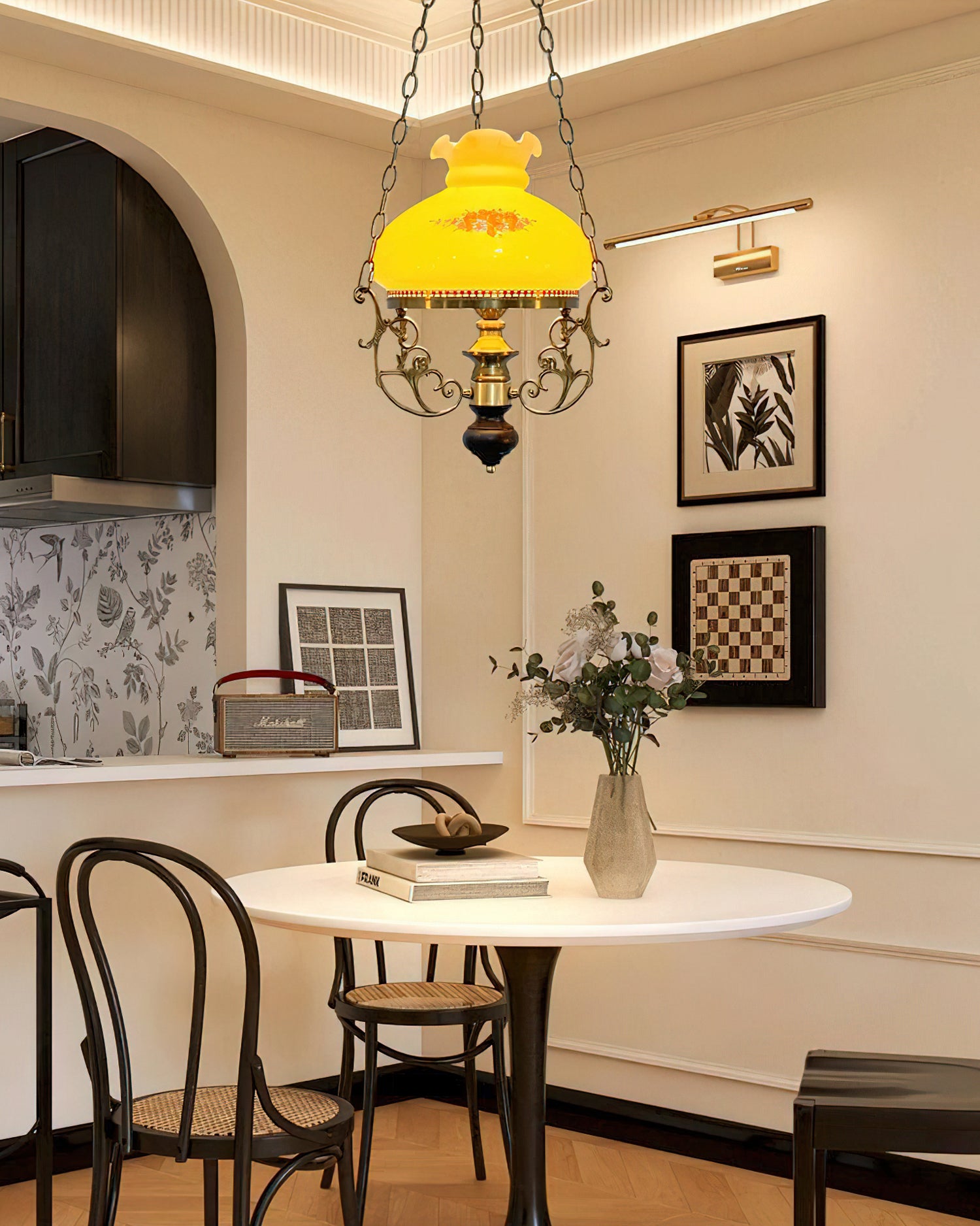 Meefad Chandelier