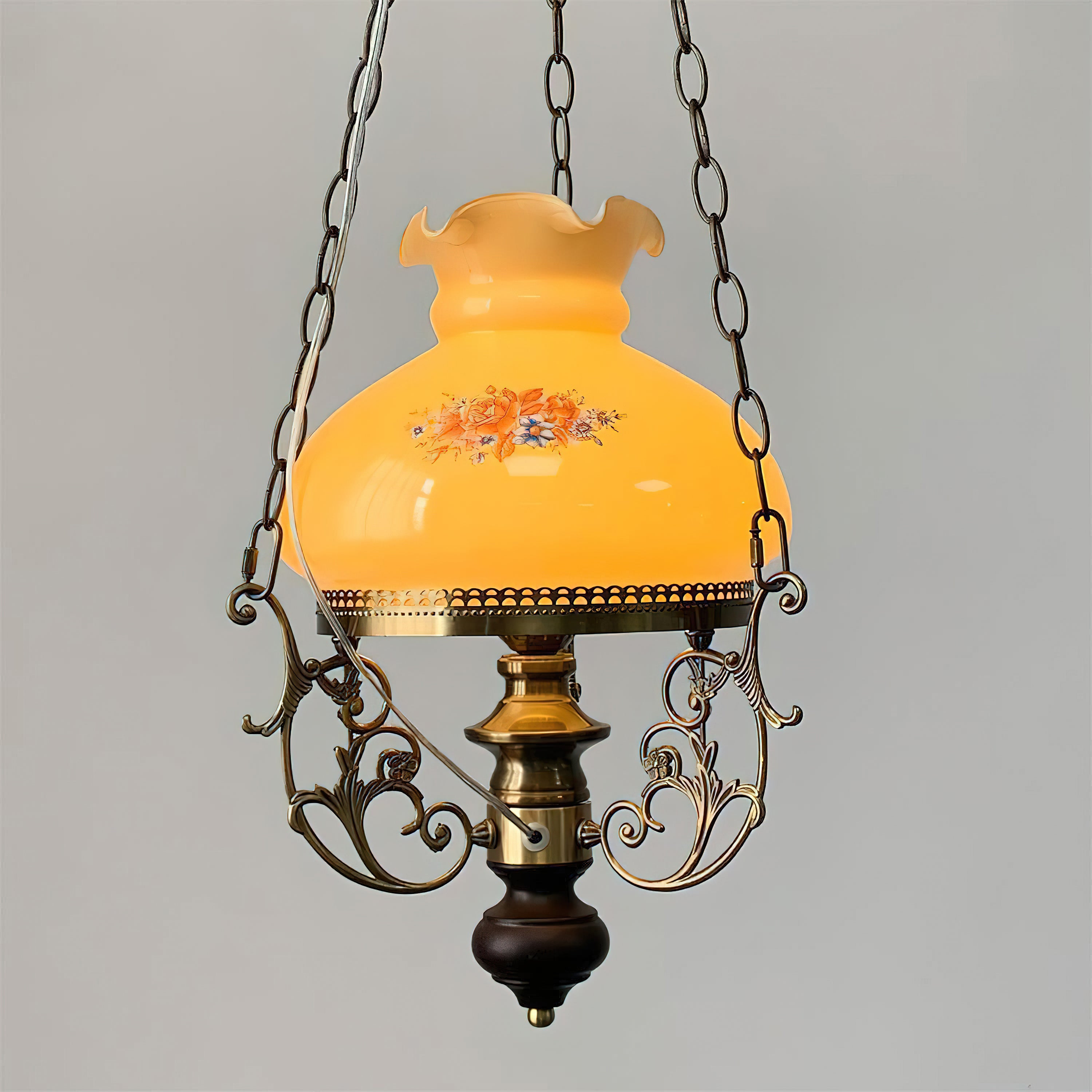Meefad Chandelier