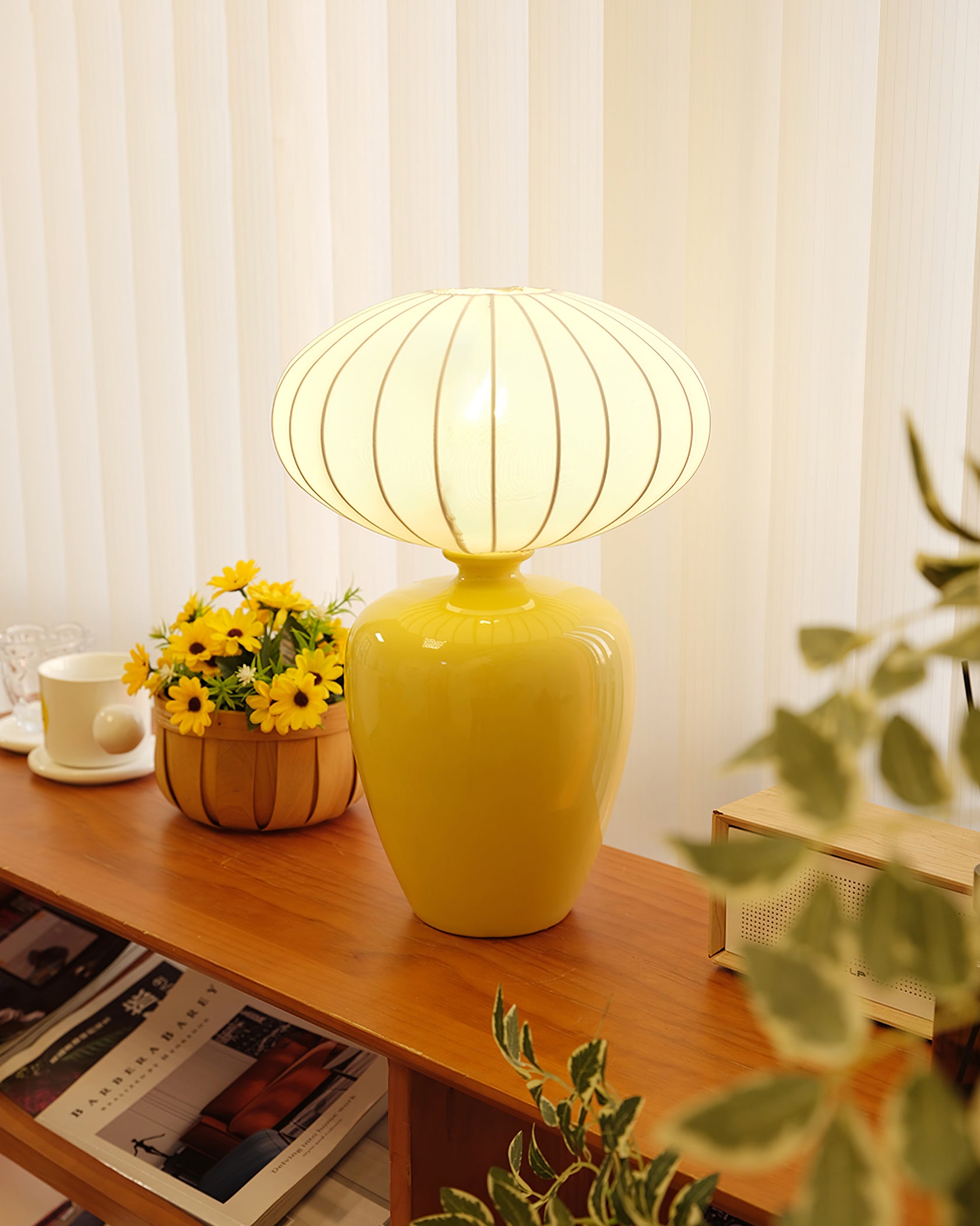 Meringue Table Lamp