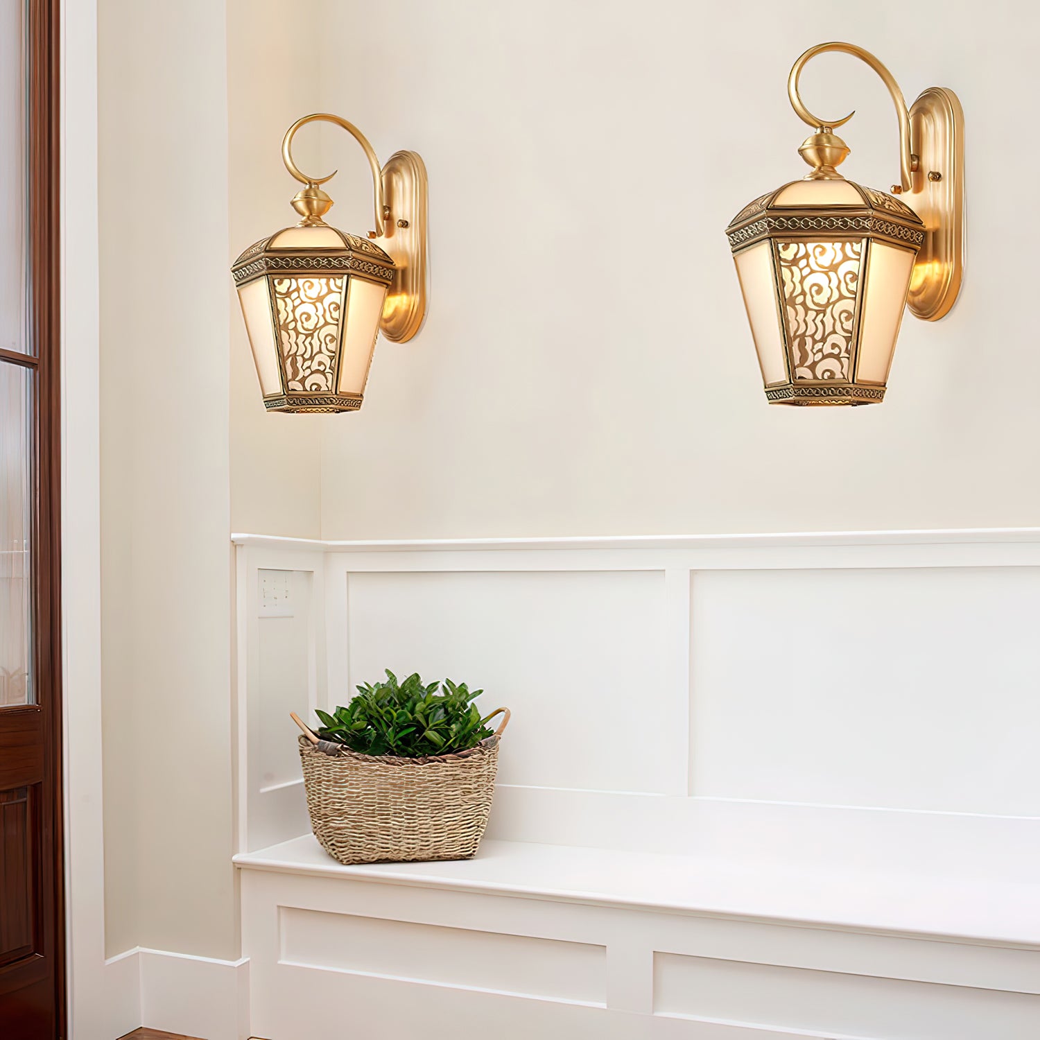 Montrose Wall Light