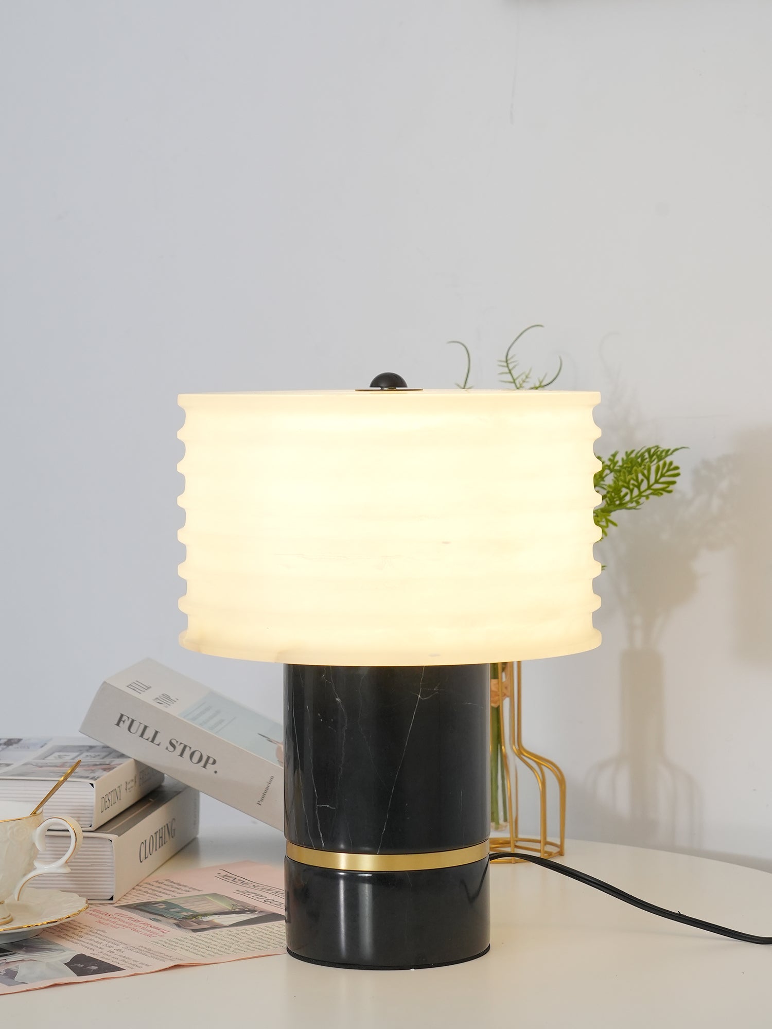 Outela Table Lamp