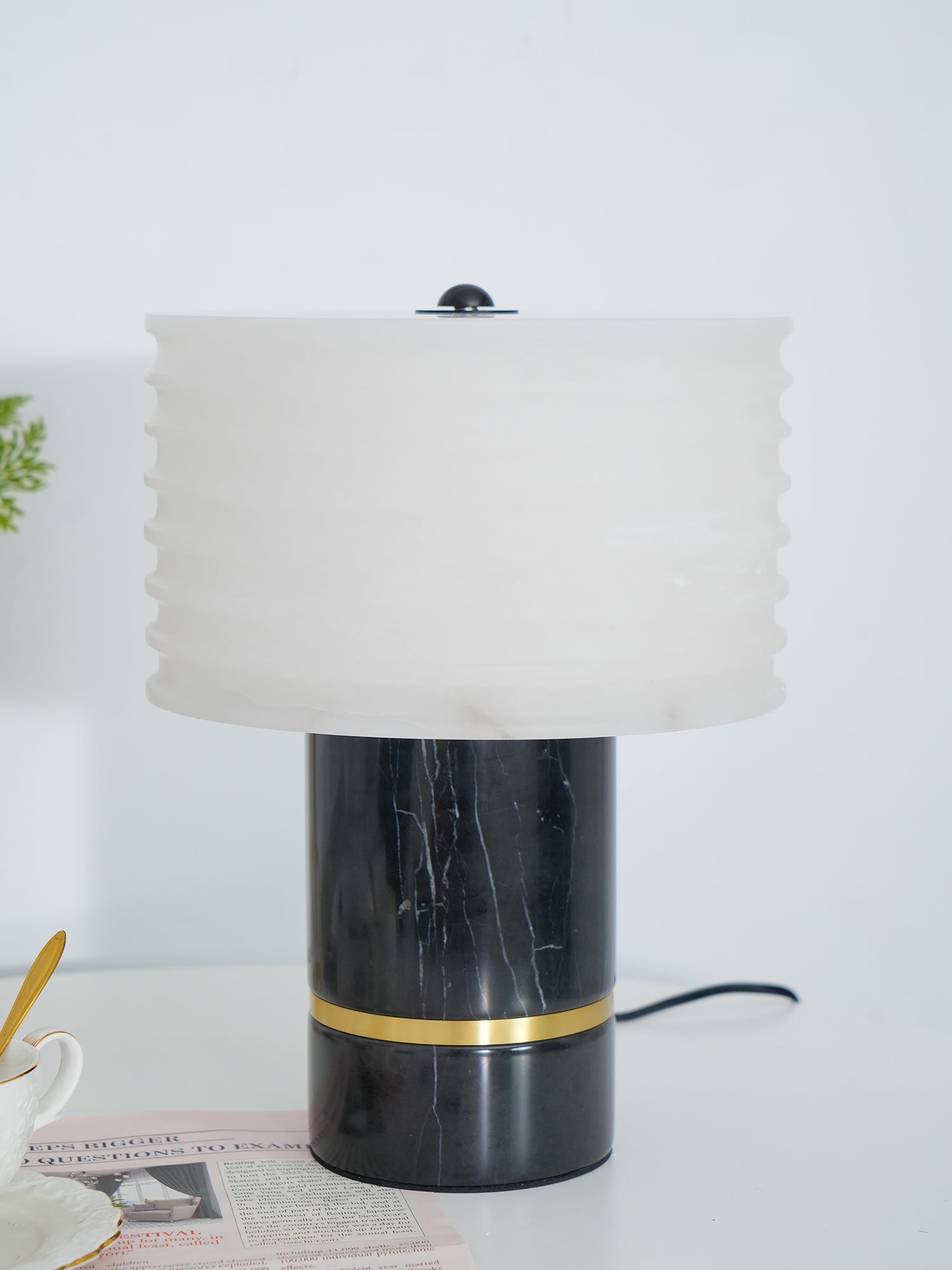 Outela Table Lamp