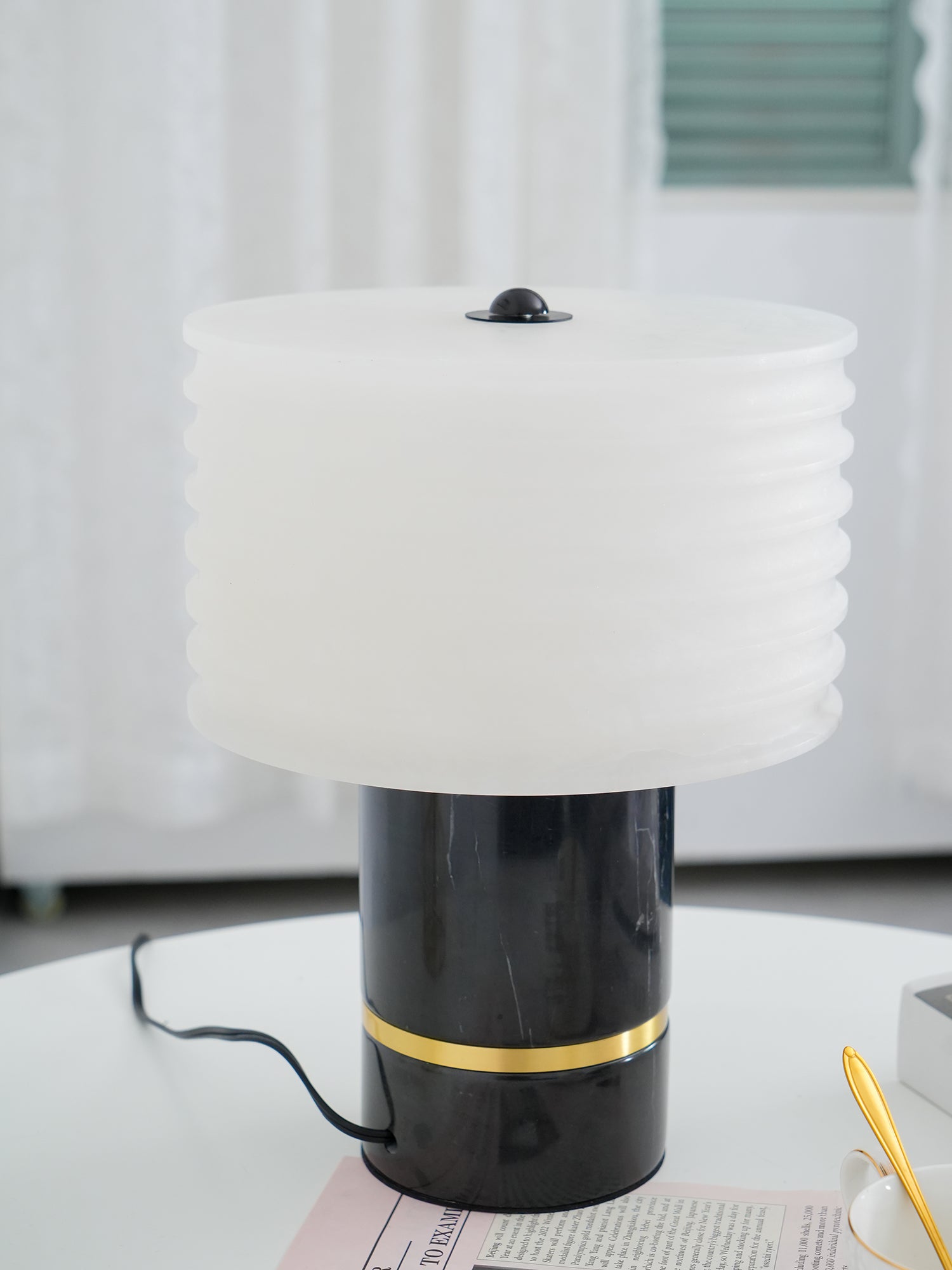 Outela Table Lamp