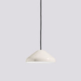 Dia 23cm x H 10cm / ∅ 9.1″ x H 3.9″
