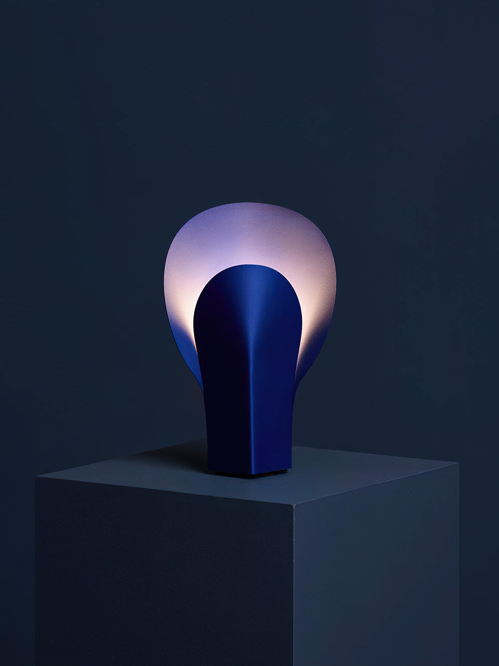 Plume Table Lamp