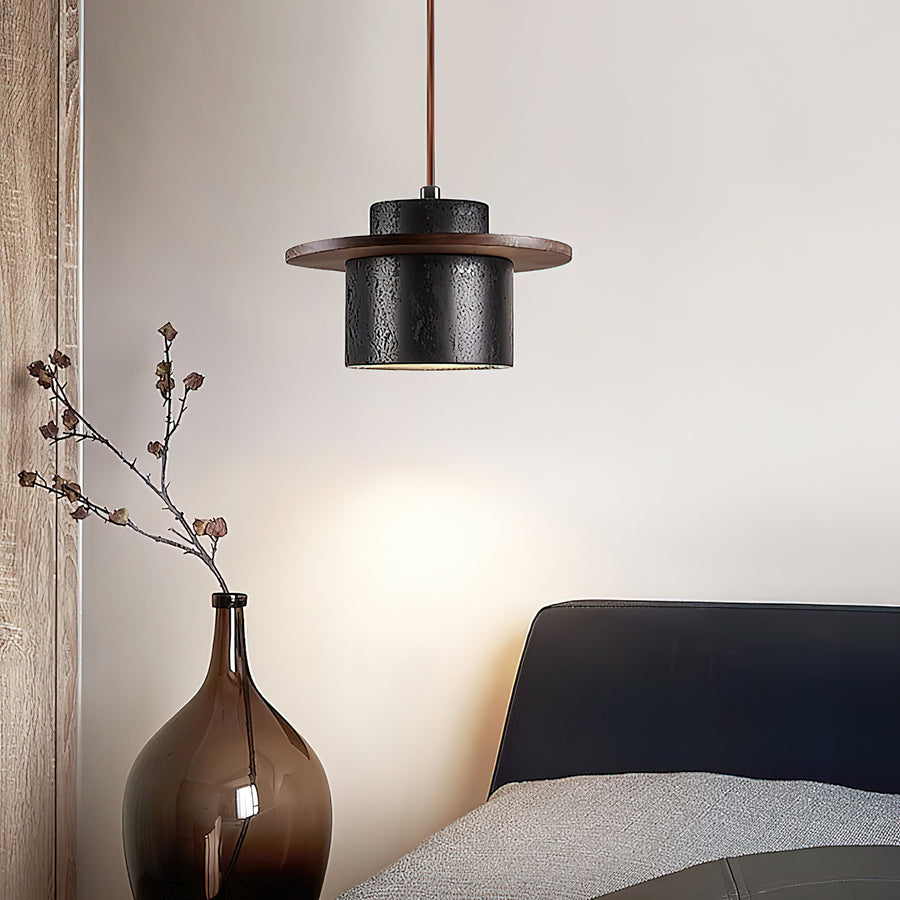 Quoizel Pendant Light – detail 2