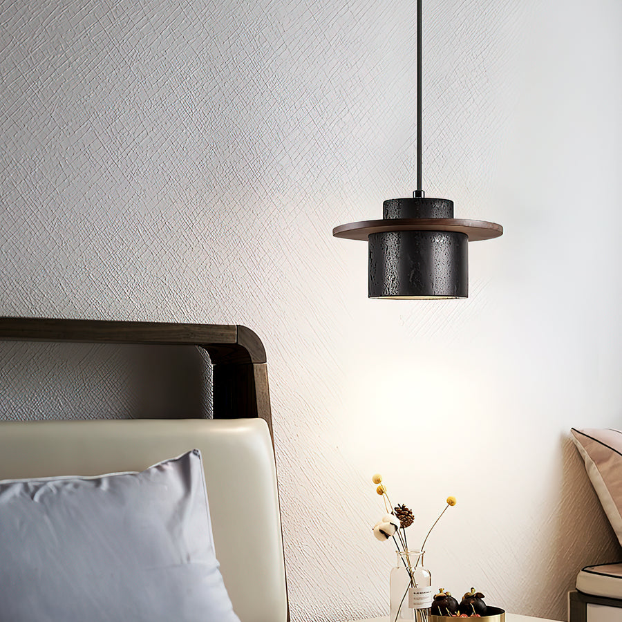 Quoizel Pendant Light – detail 4
