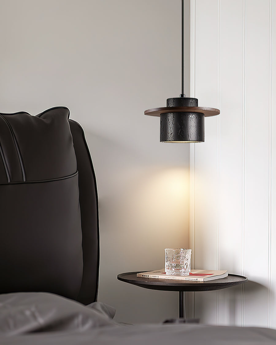 Quoizel Pendant Light – detail 5