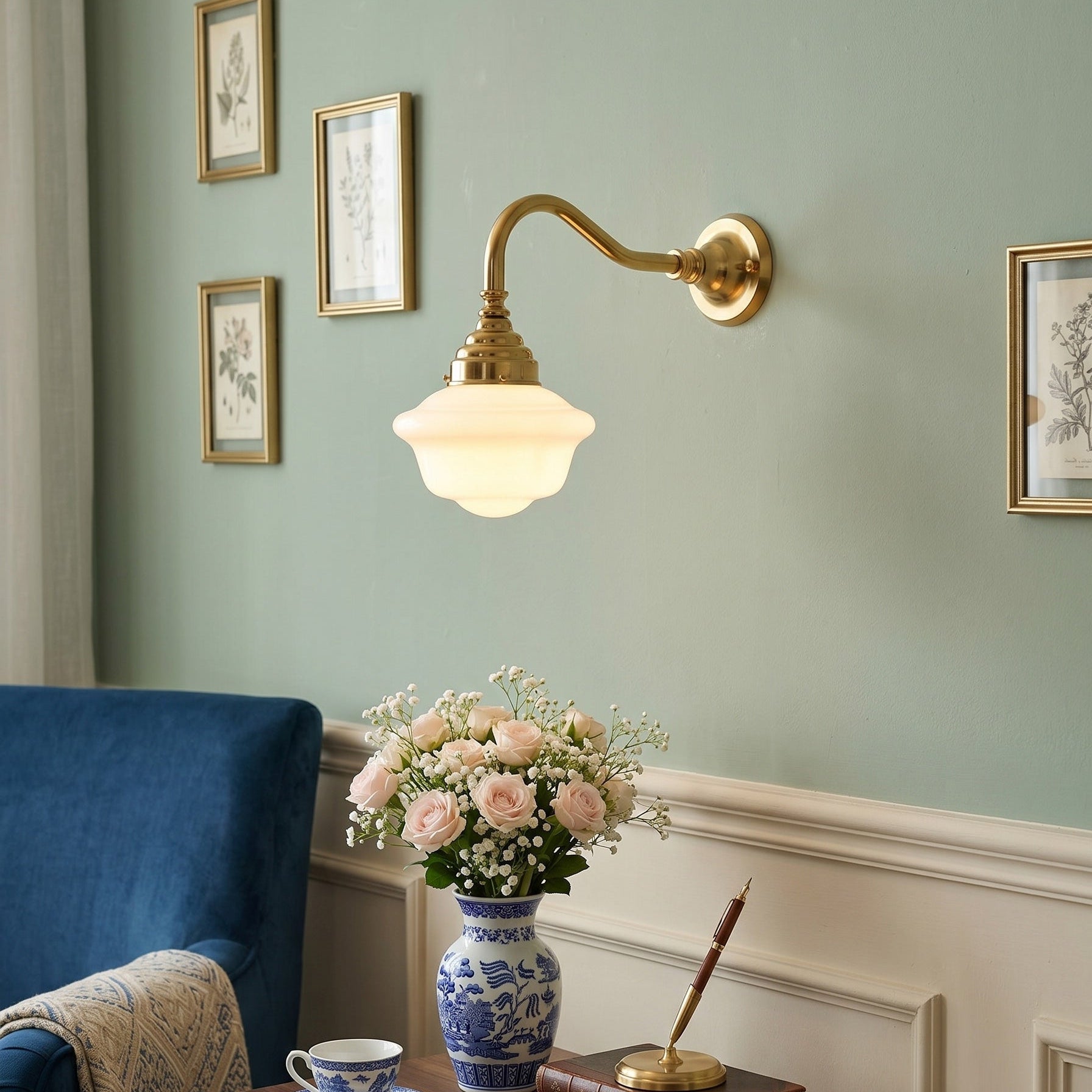 Avery Gooseneck Wall Sconce