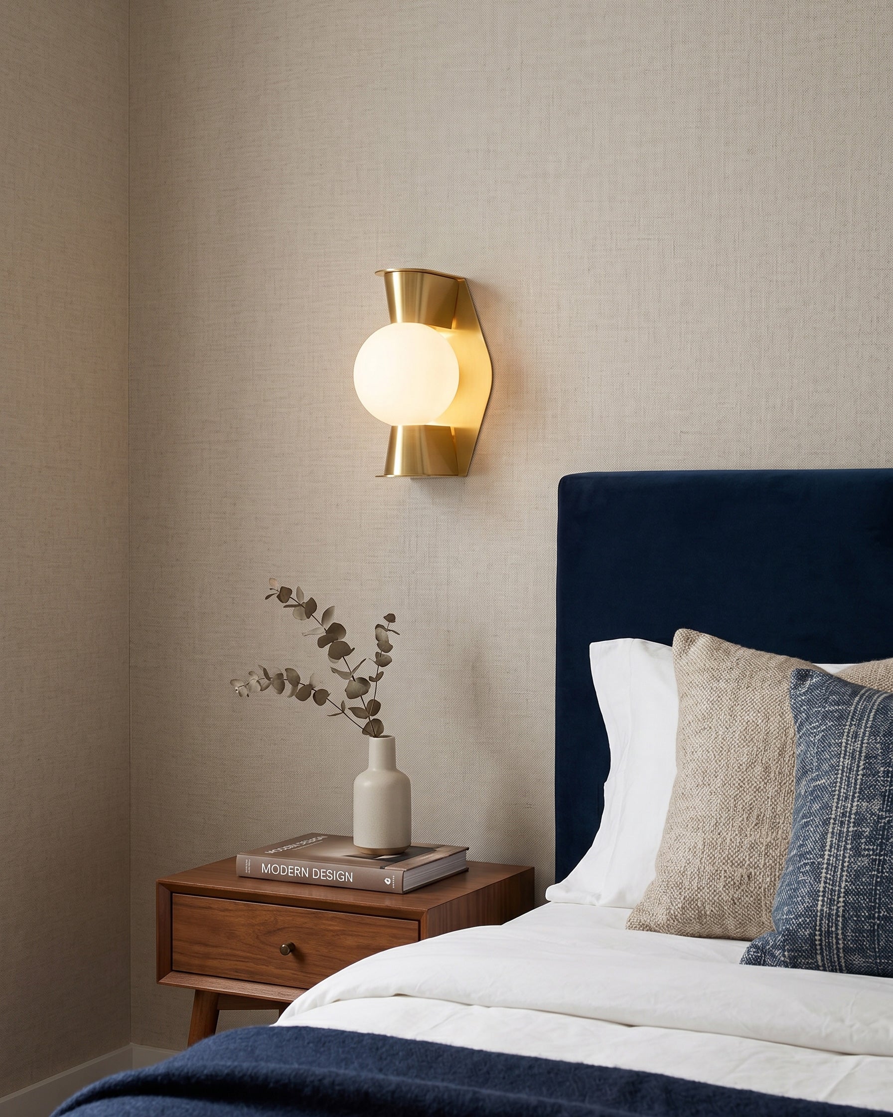 Remi Geometric Wall Sconce