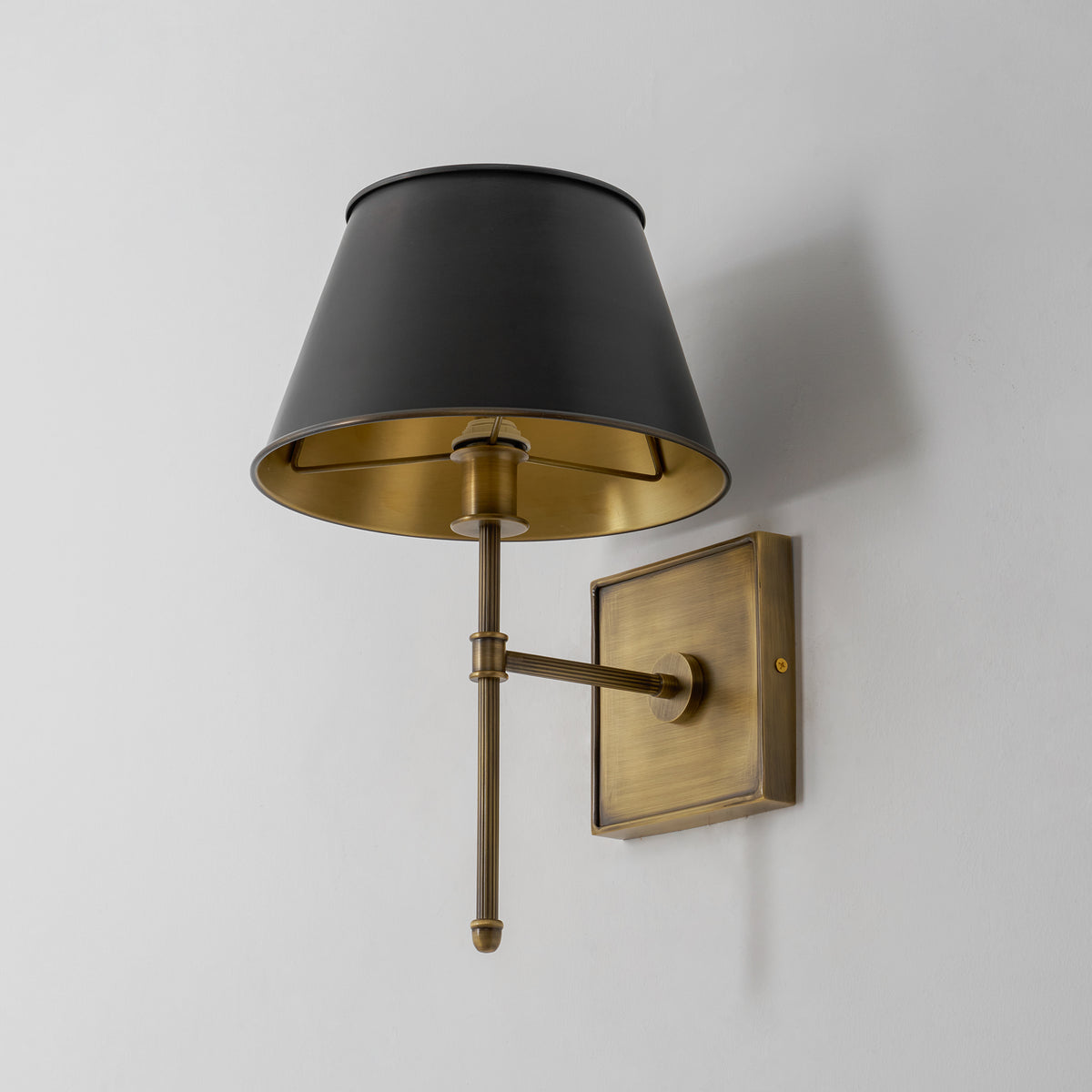 Rhodes Fluted Rod Wall Sconce