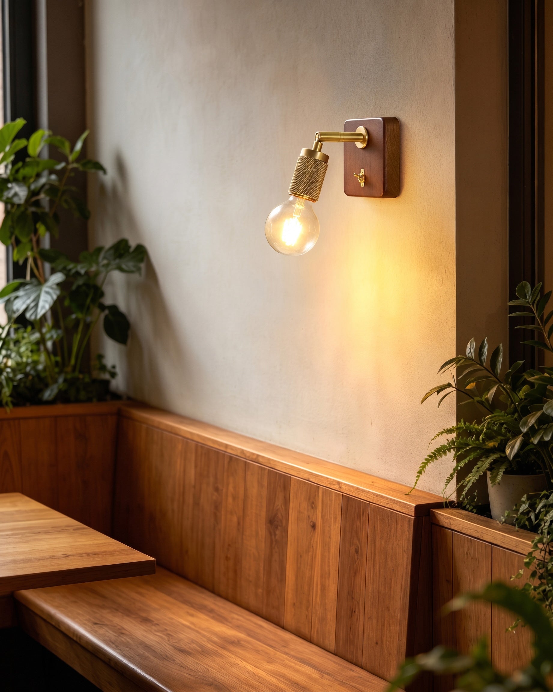 Silas Wood Wall Sconce