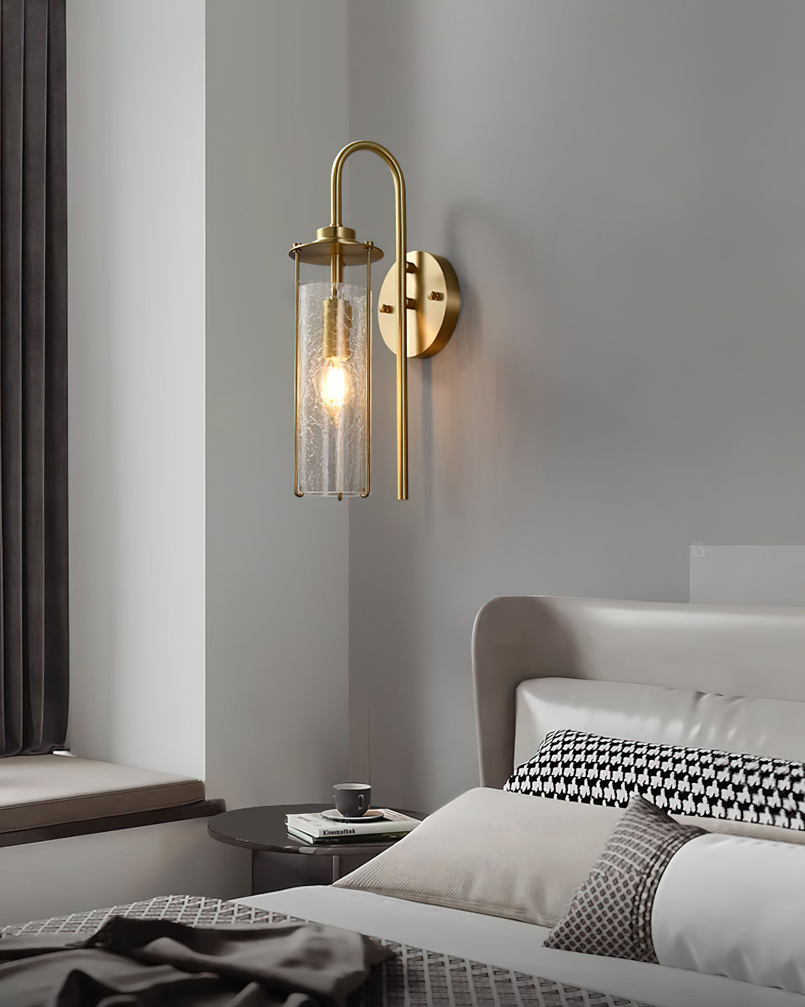 Skye Wall Lamp