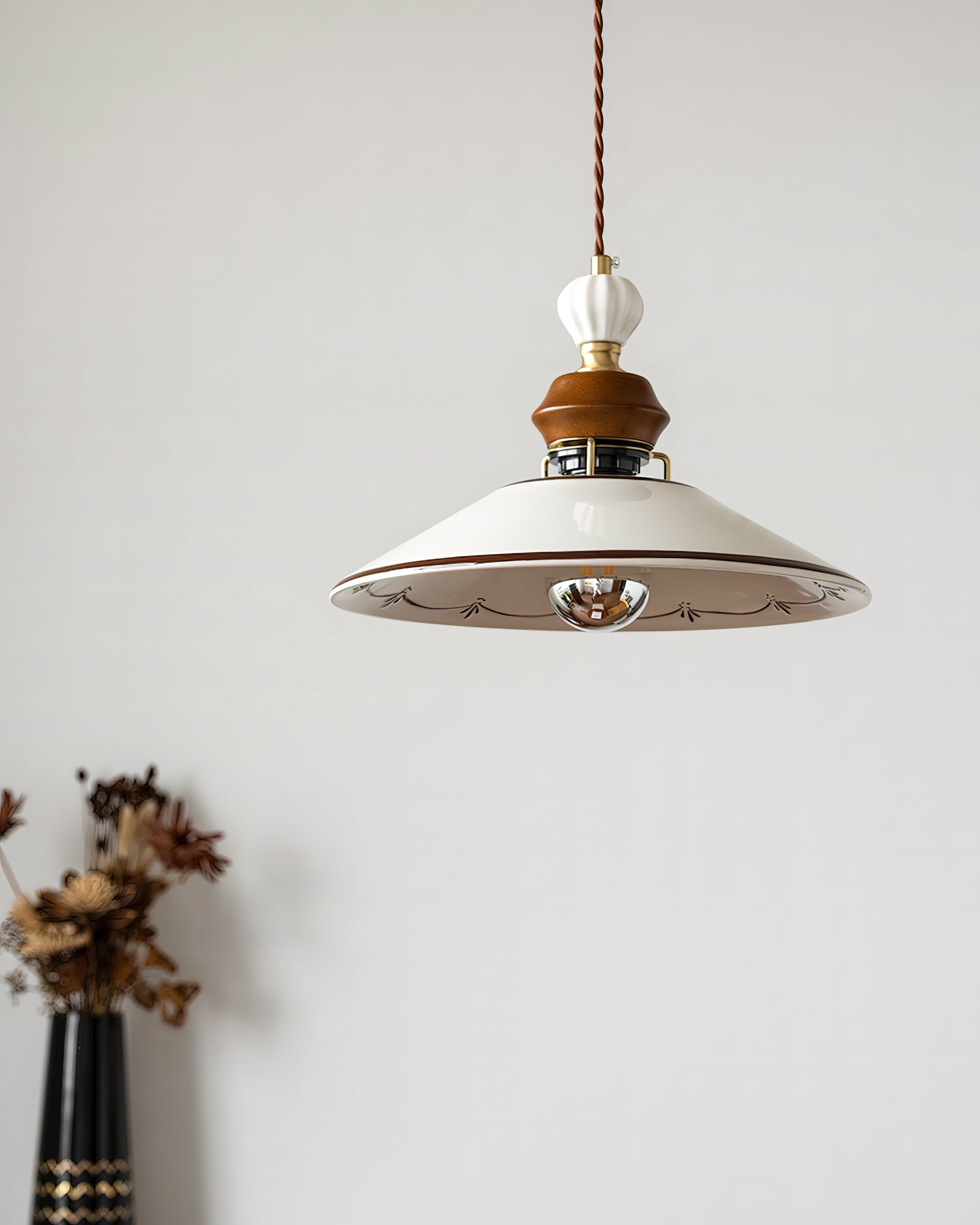 Stilux Pendant Light