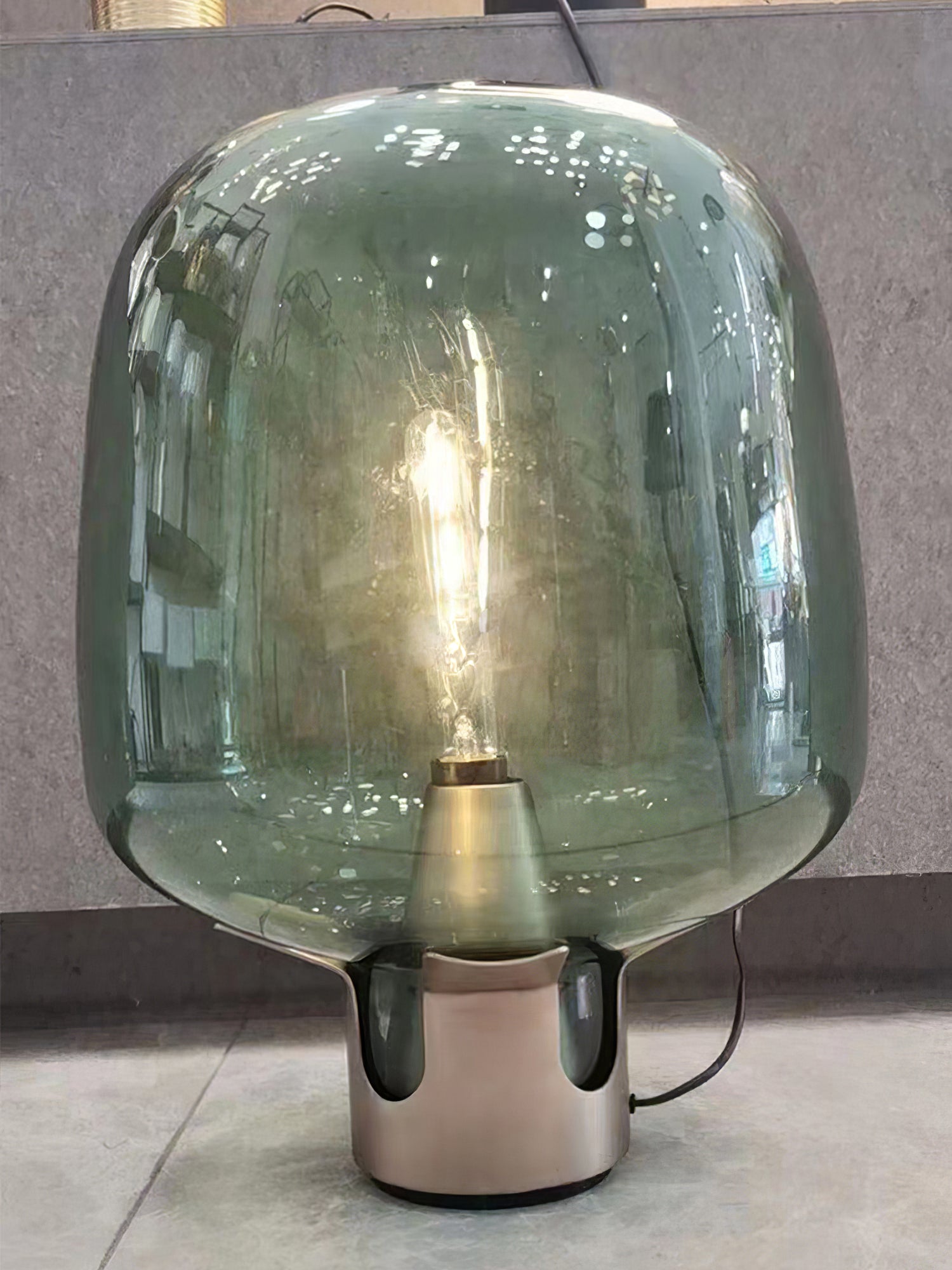 Tokabo Table Lamp