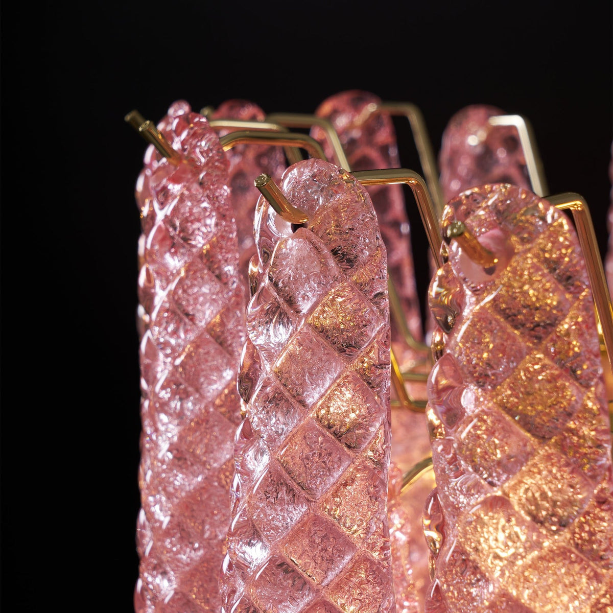 Triedri teardrop chandelier detail