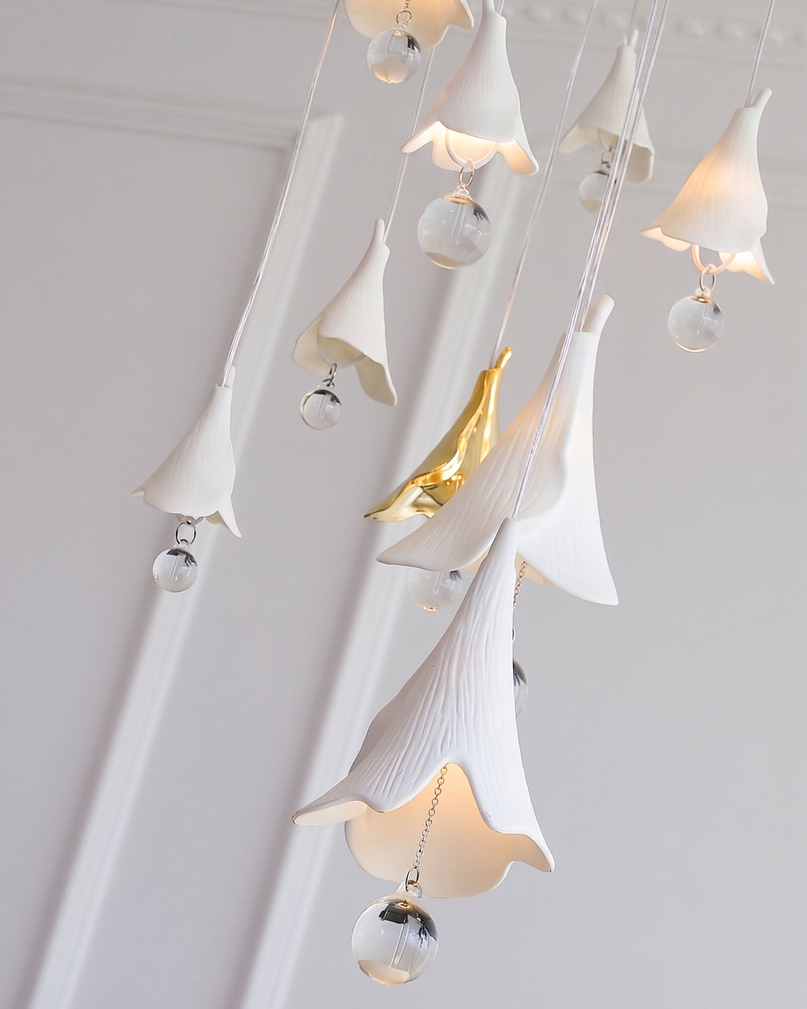 Aimsley Calla Lily Cascading Chandelier