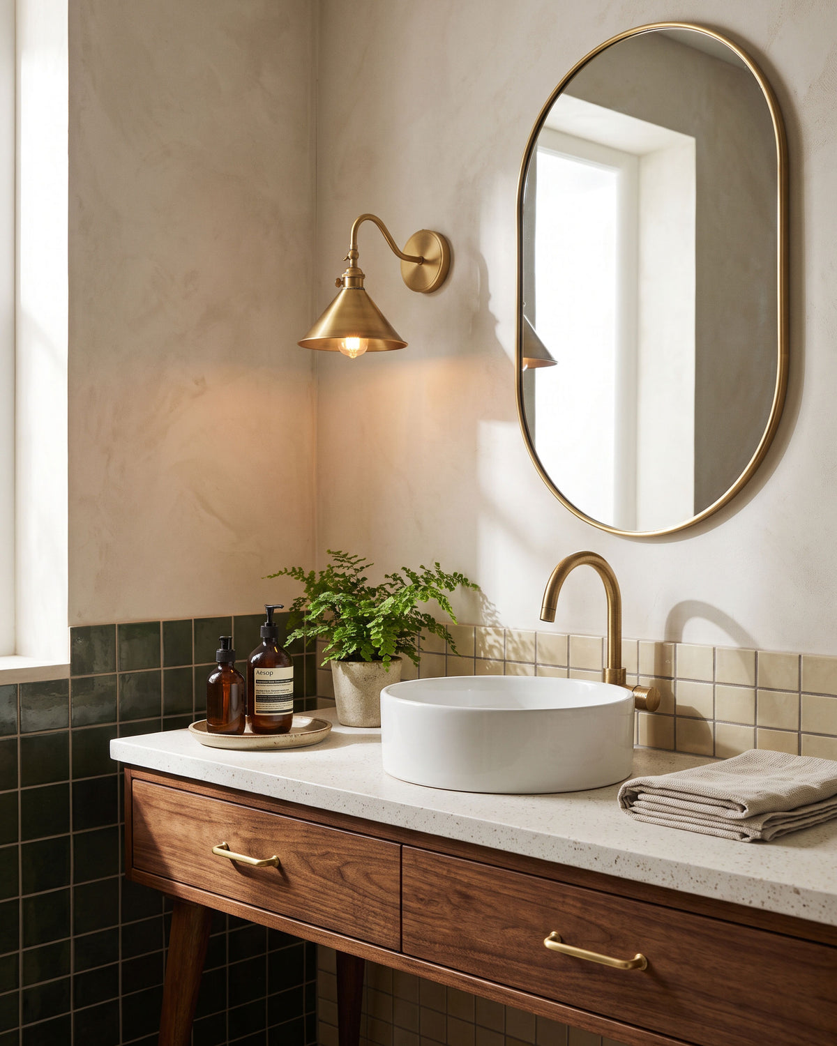 Aldous Gooseneck Wall Sconce