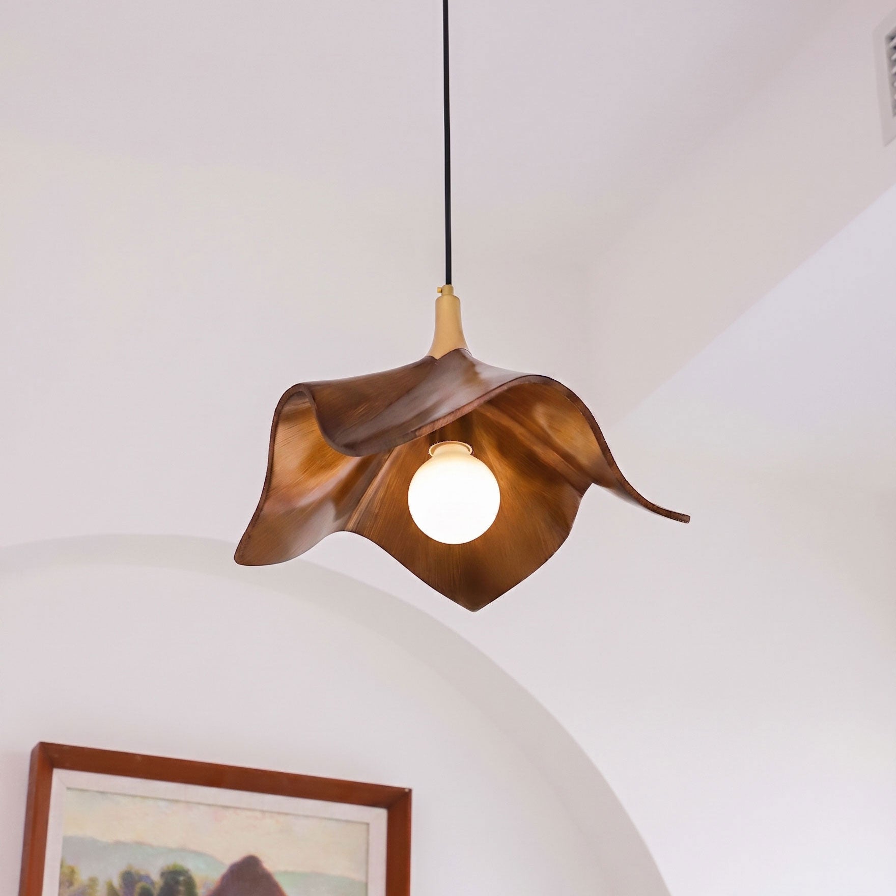 Arlo Resin Wave Pendant Light