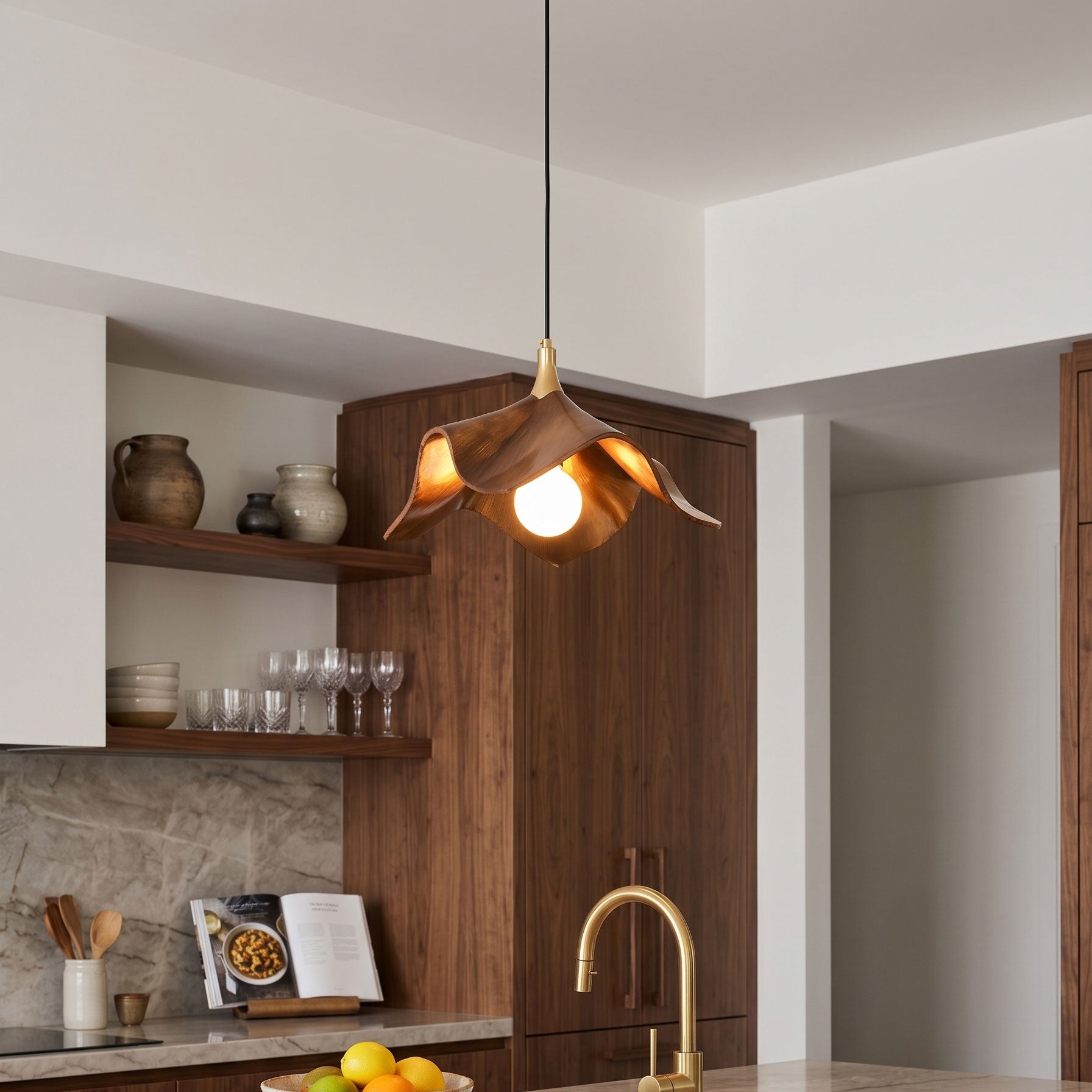 Arlo Resin Wave Pendant Light