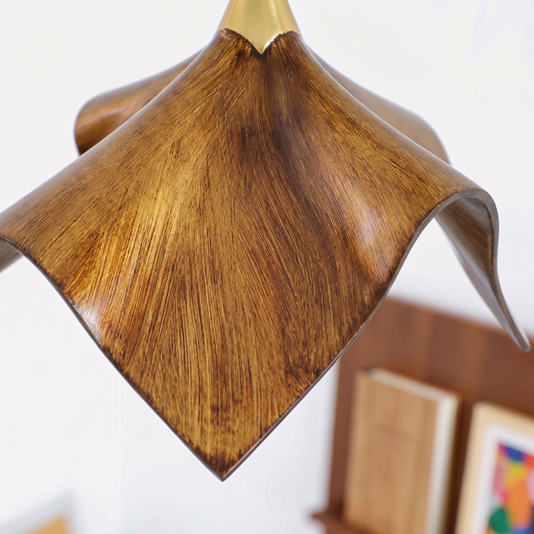 Arlo Resin Wave Pendant Light