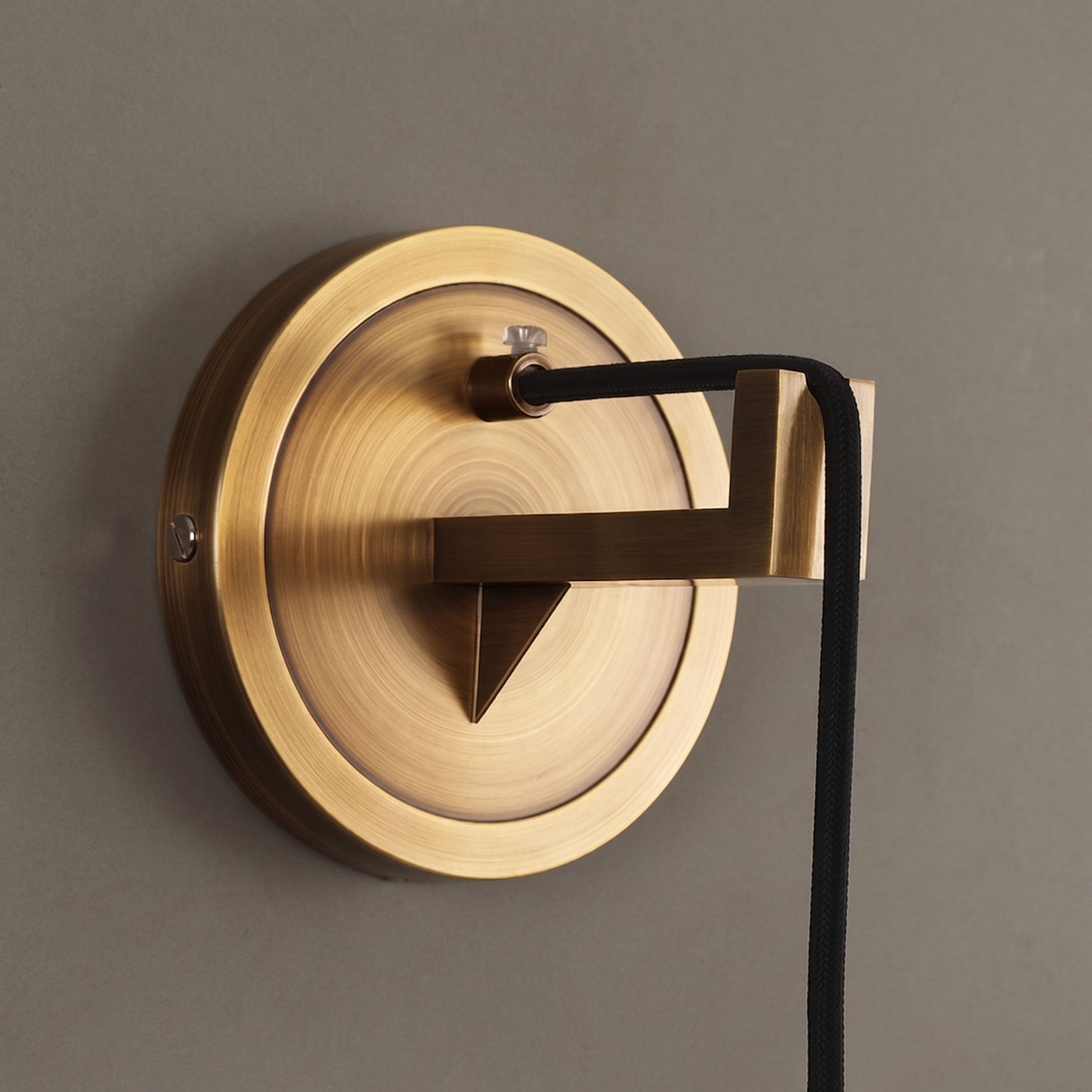 Balthazar Natural Alabaster Wall Sconce