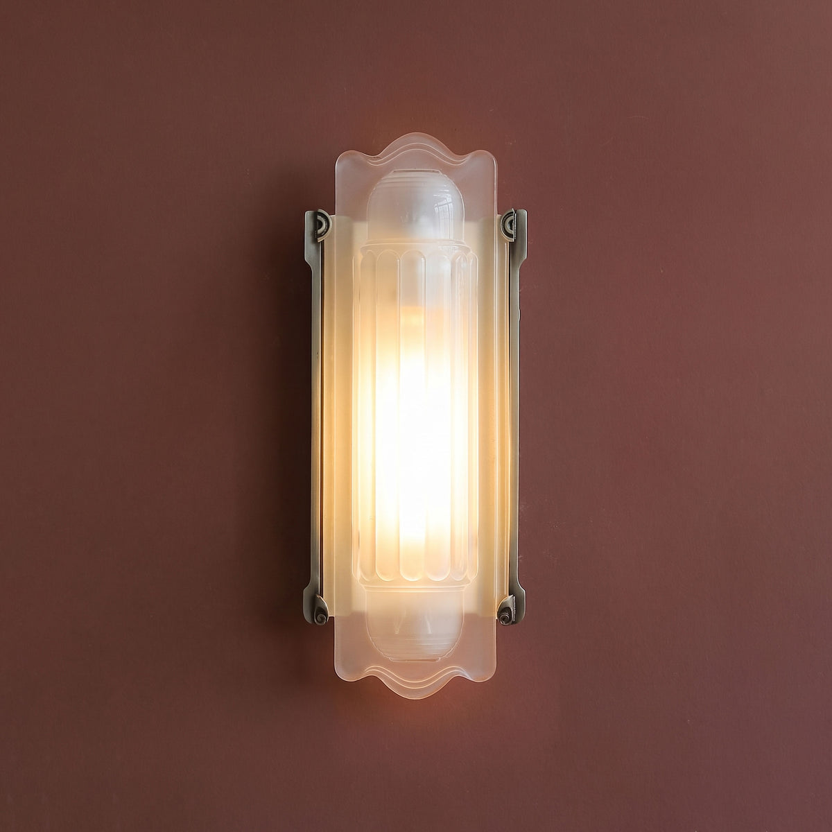 Benedict Ribbed Wall Sconce – detail 11