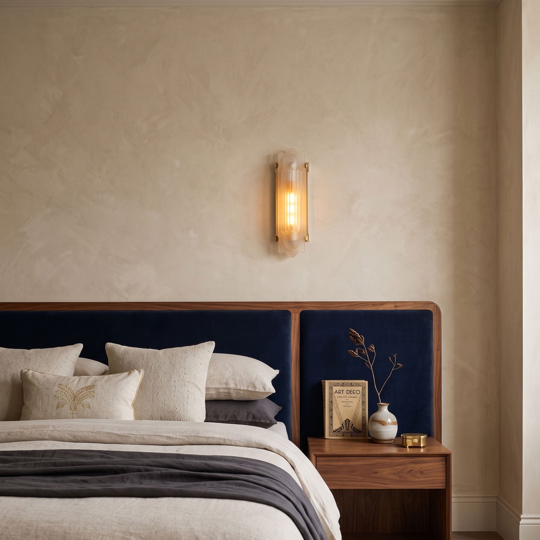 Benedict Ribbed Wall Sconce