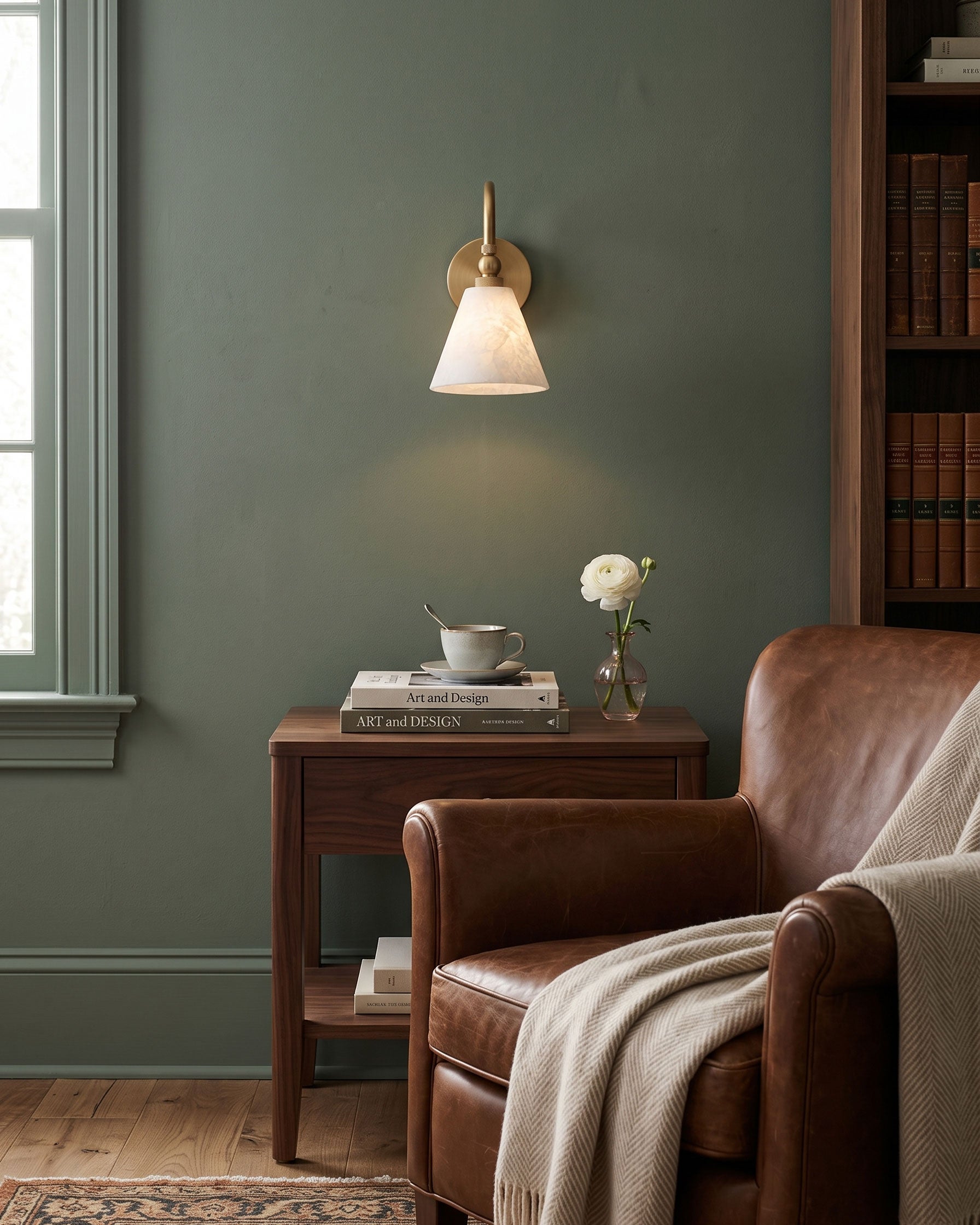 Beryl Gooseneck Wall Sconce