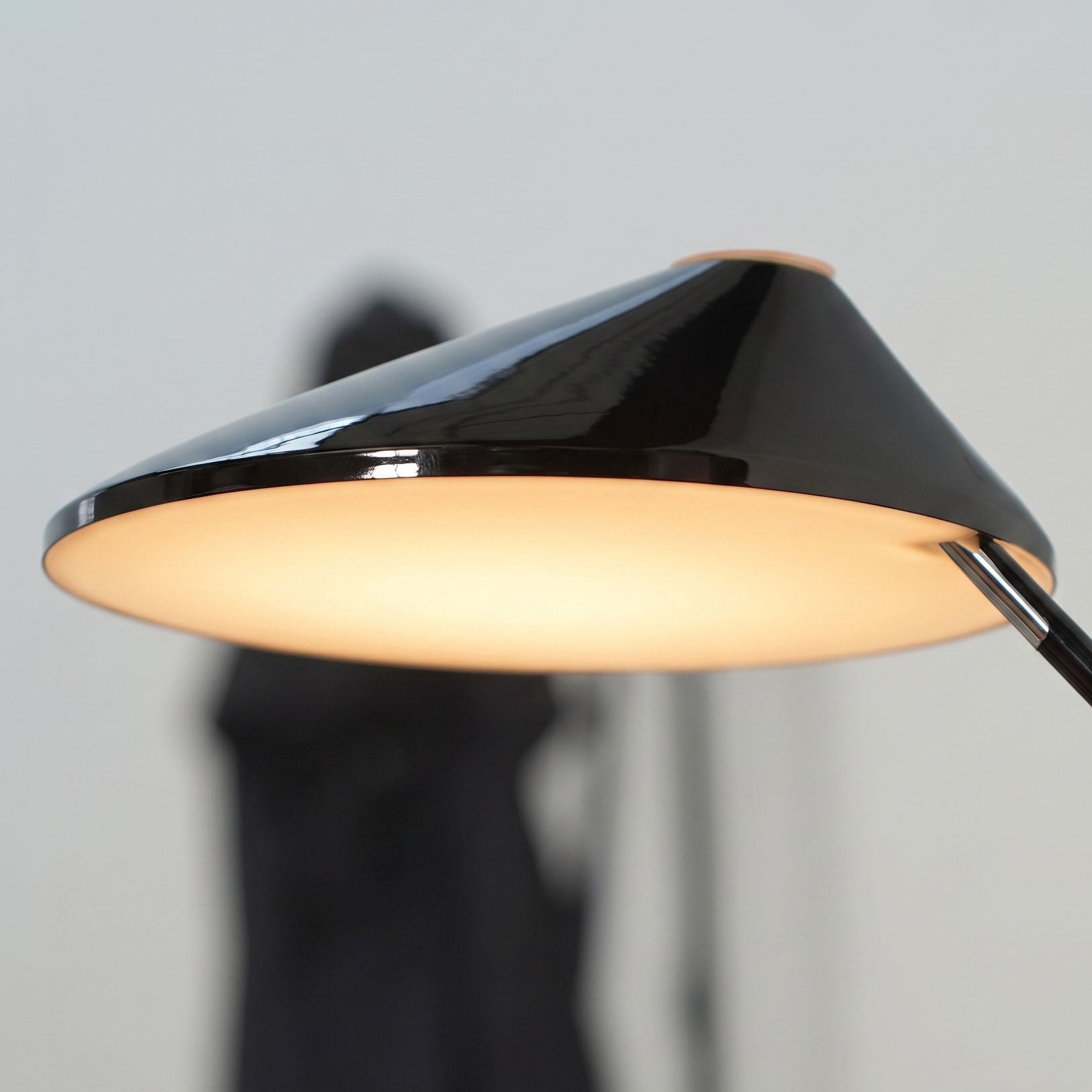 Calloway Minimalist Floor Lamp