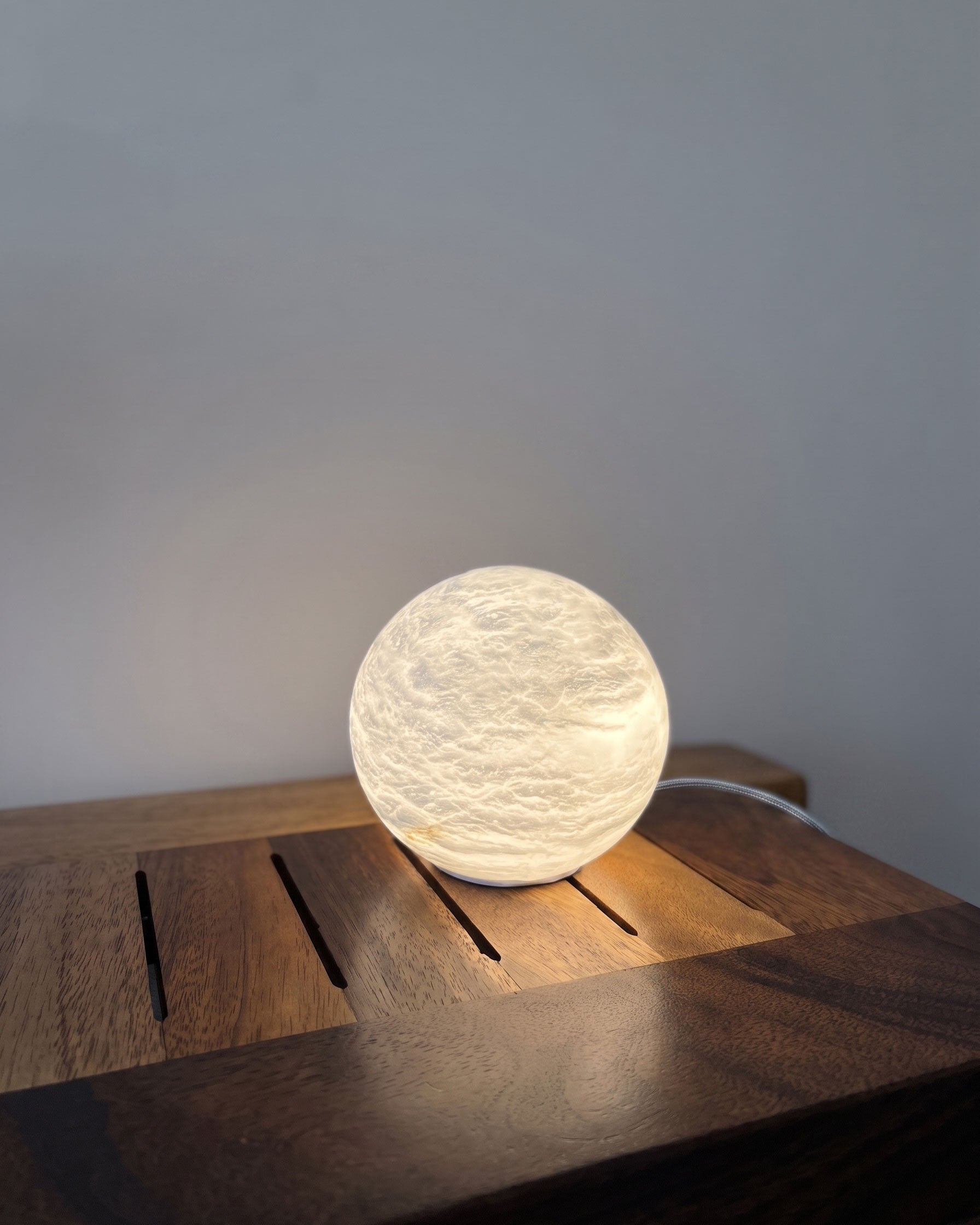Darrow Glowing Table Lamp