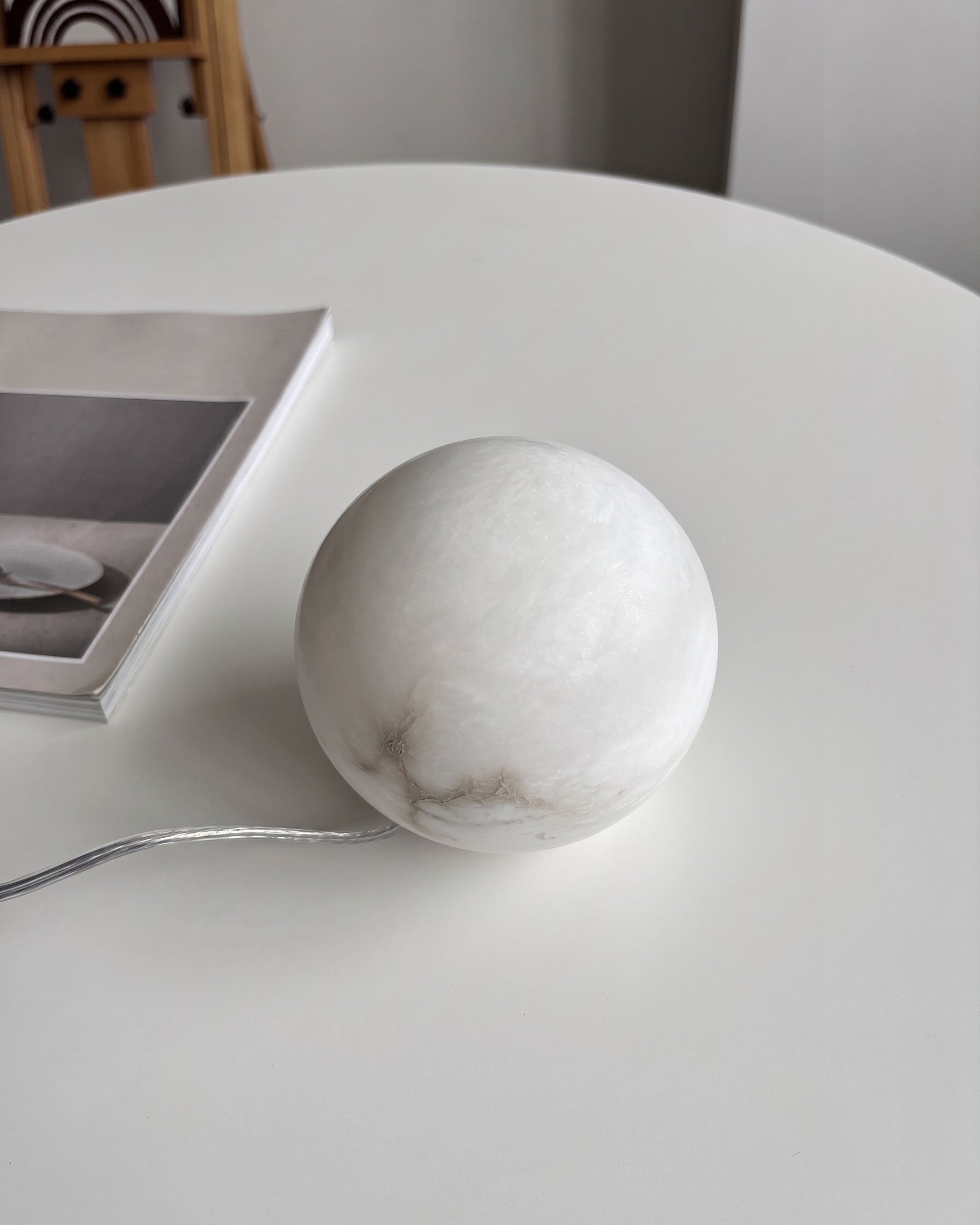 Darrow Glowing Table Lamp