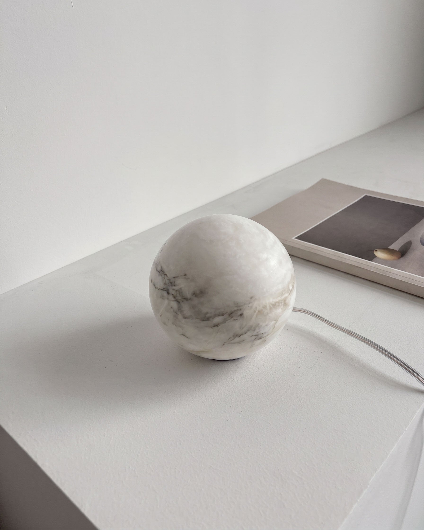 Darrow Glowing Table Lamp