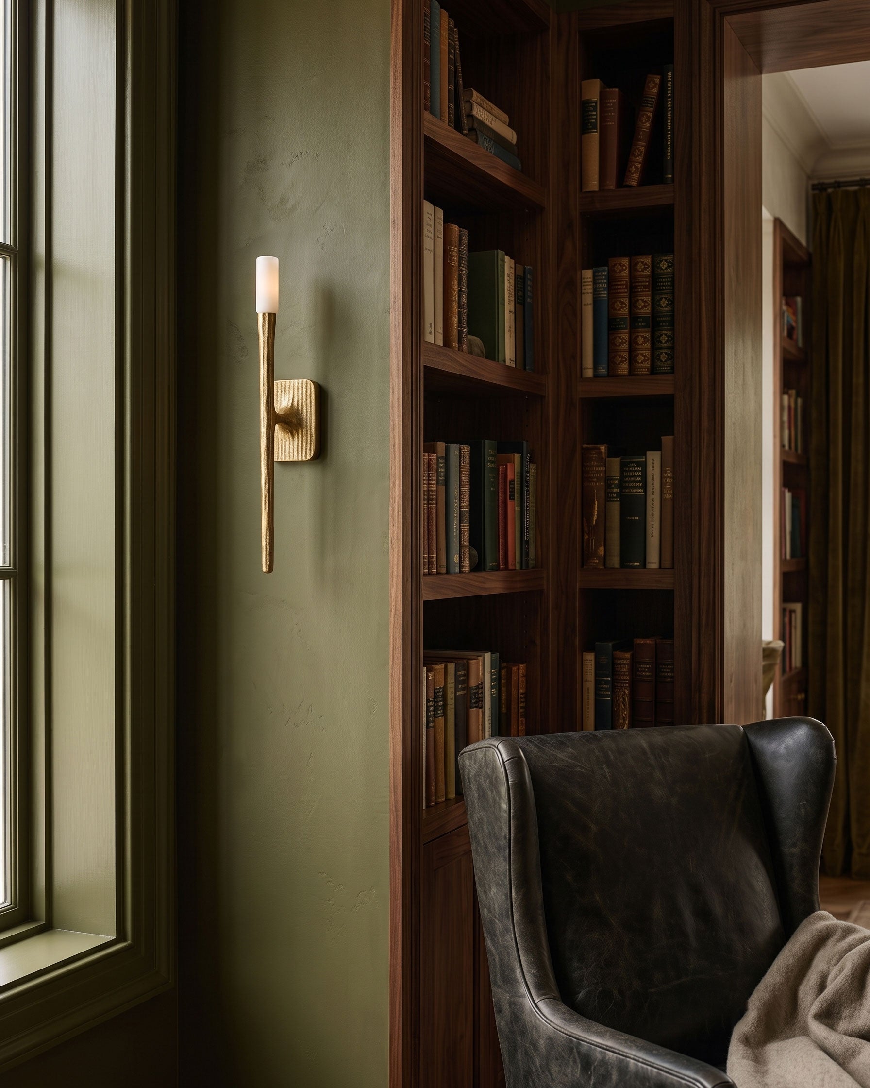 Dorian Organic Wall Sconce