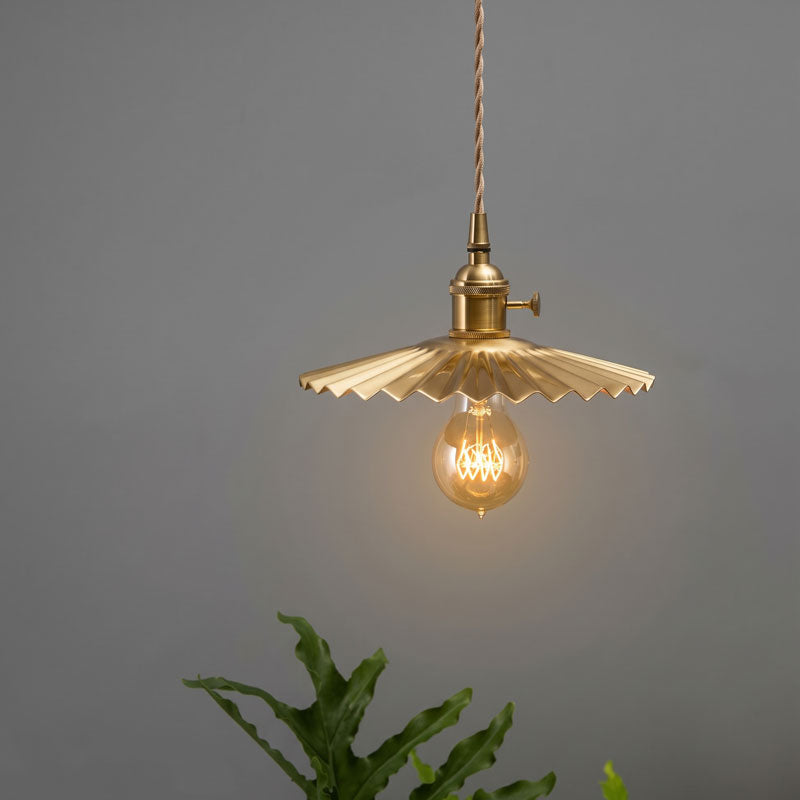 Elvira Ruffled Pendant Lamp