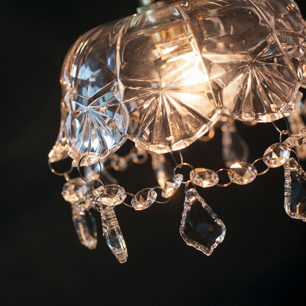 Evelina Crystal Pendant Light