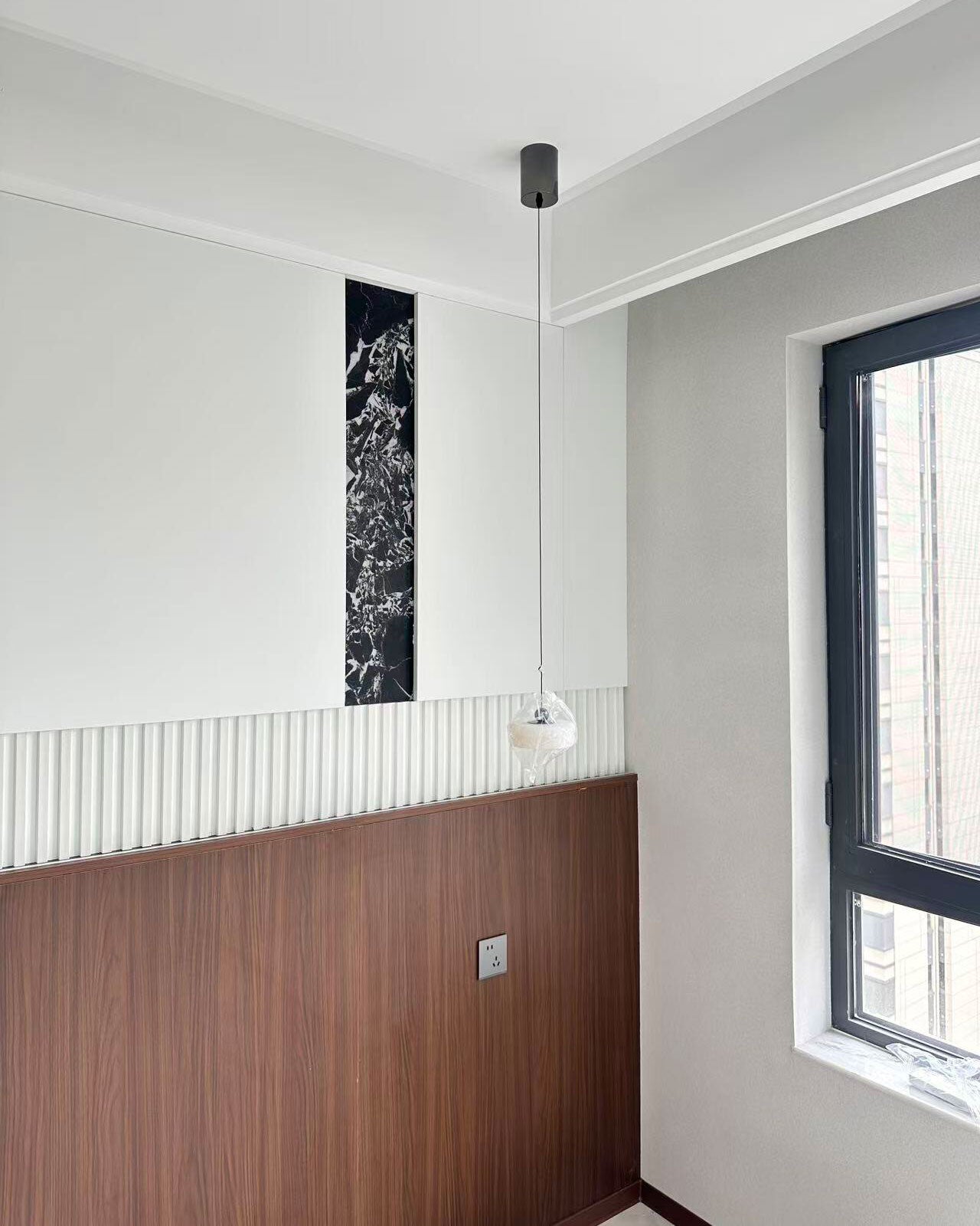 Evren Alabaster Pendant Light