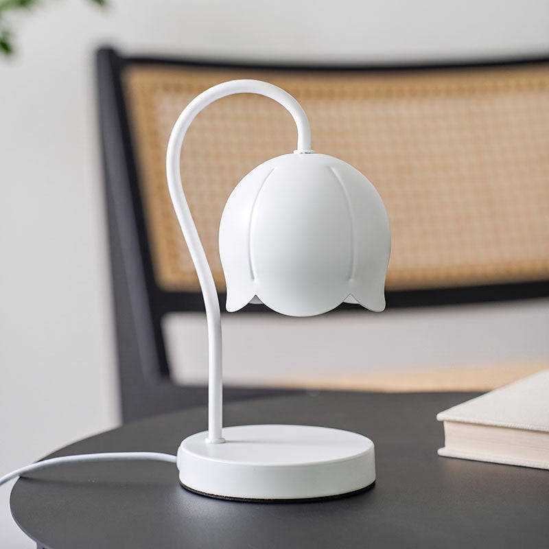 Fia Elegant Curved Table Lamp