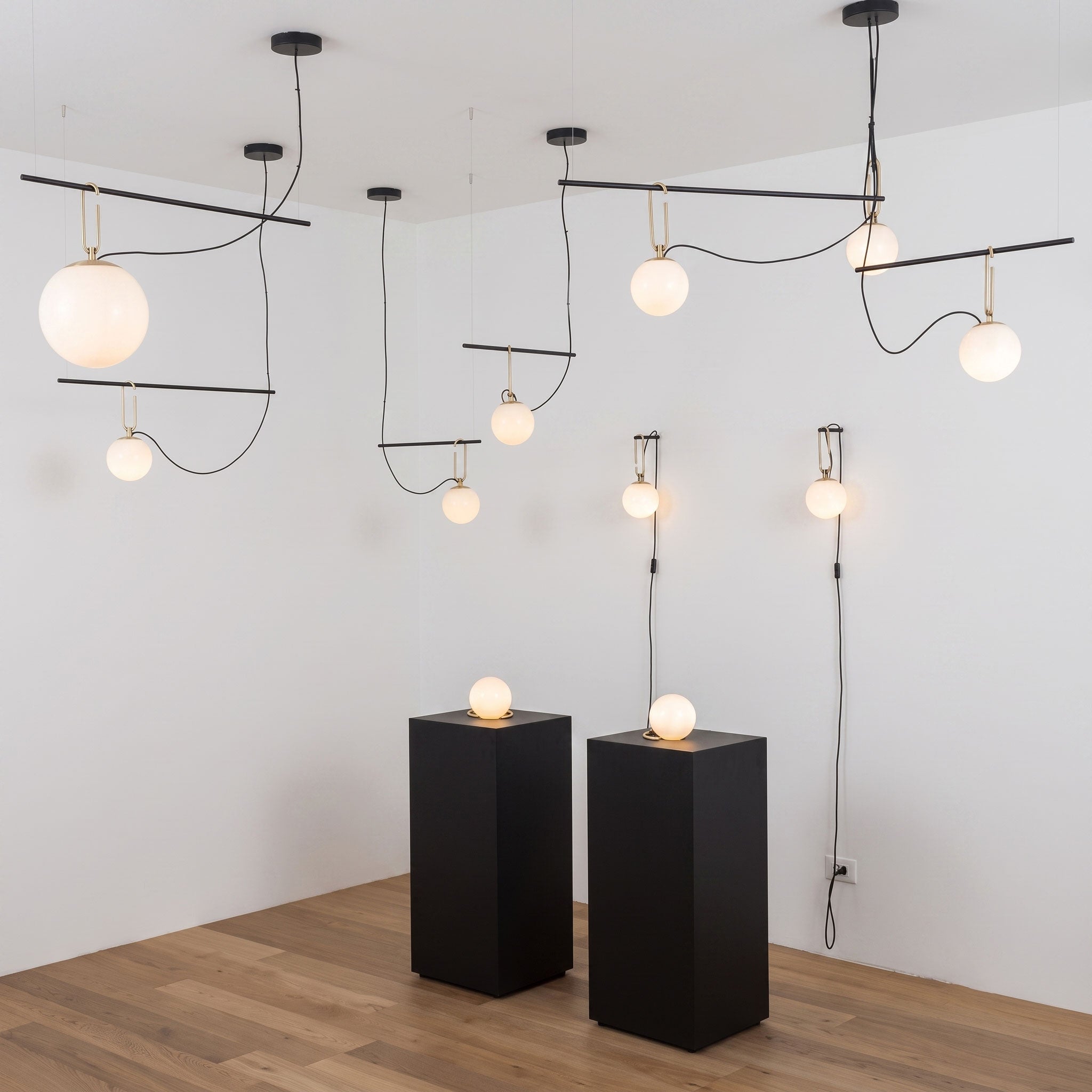 Gulliver Sculptural Opal Chandelier