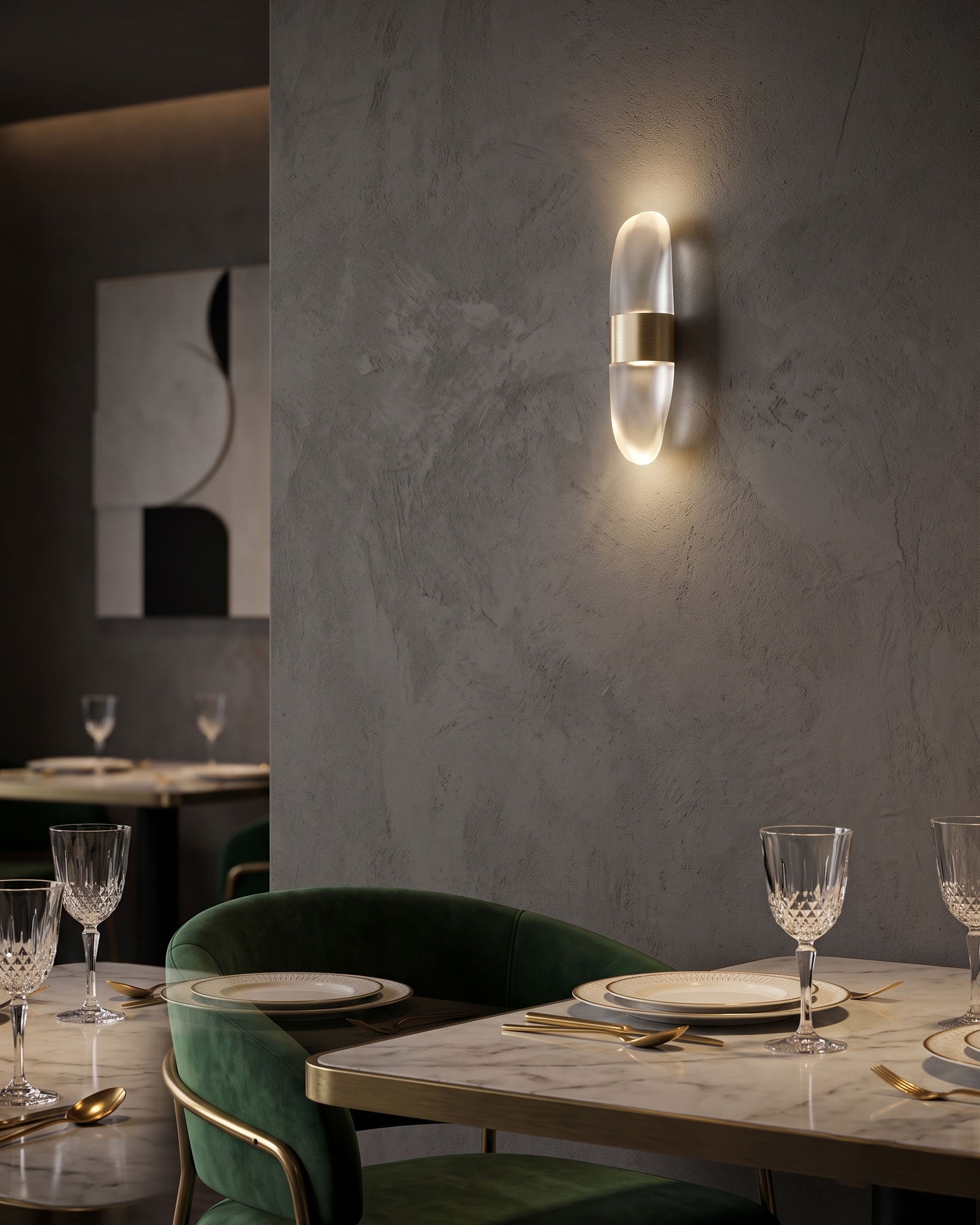 Rayonshine Lowen Resin Wall Sconce — Detail View 6