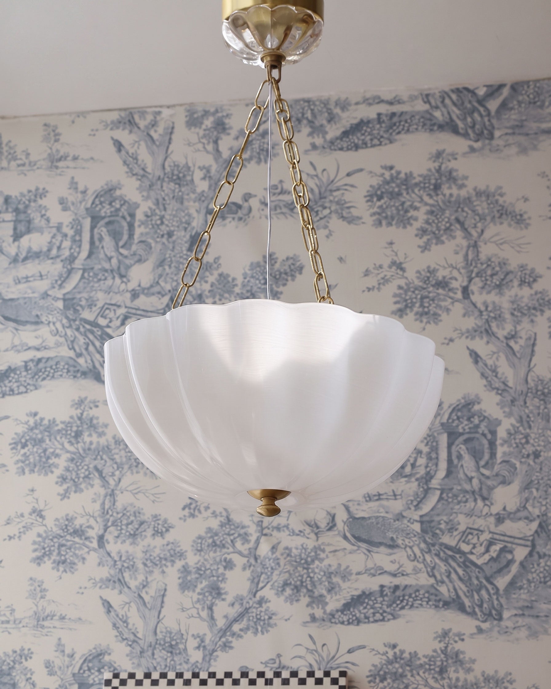 Lucian Ribbed Chandelier