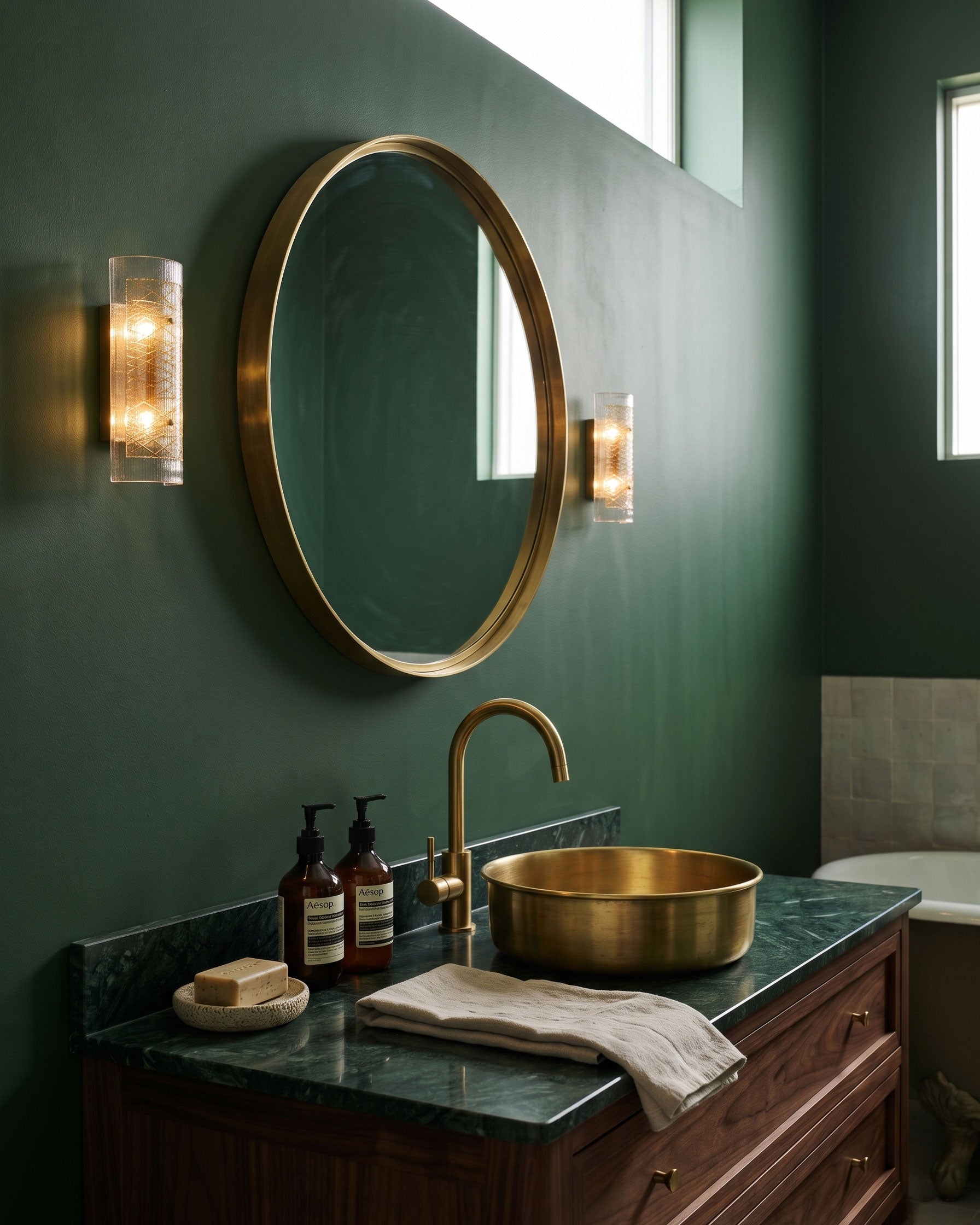 Lyle Crosshatch Wall Sconce