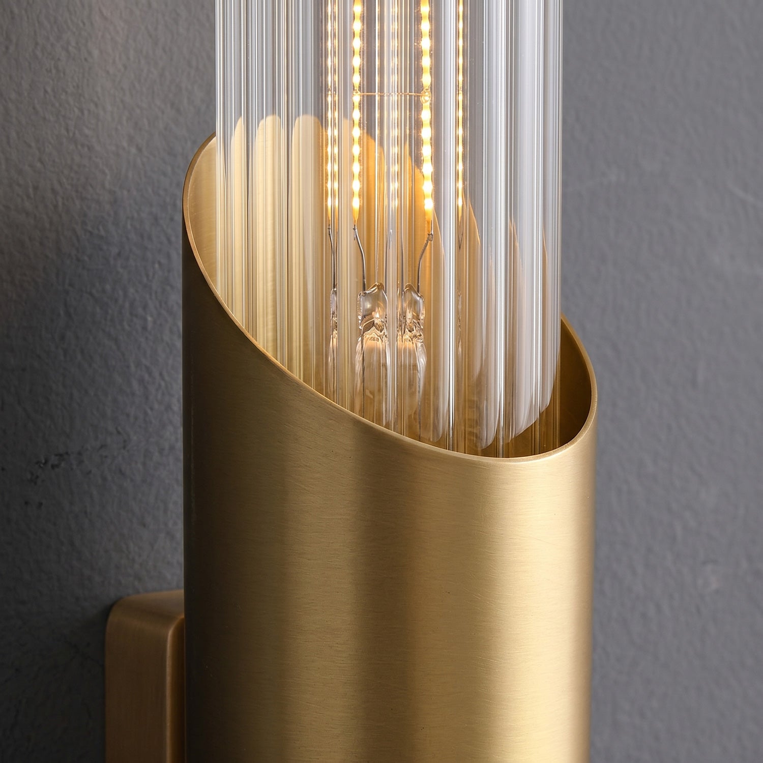 Lysander Mid-Century Wall Sconce