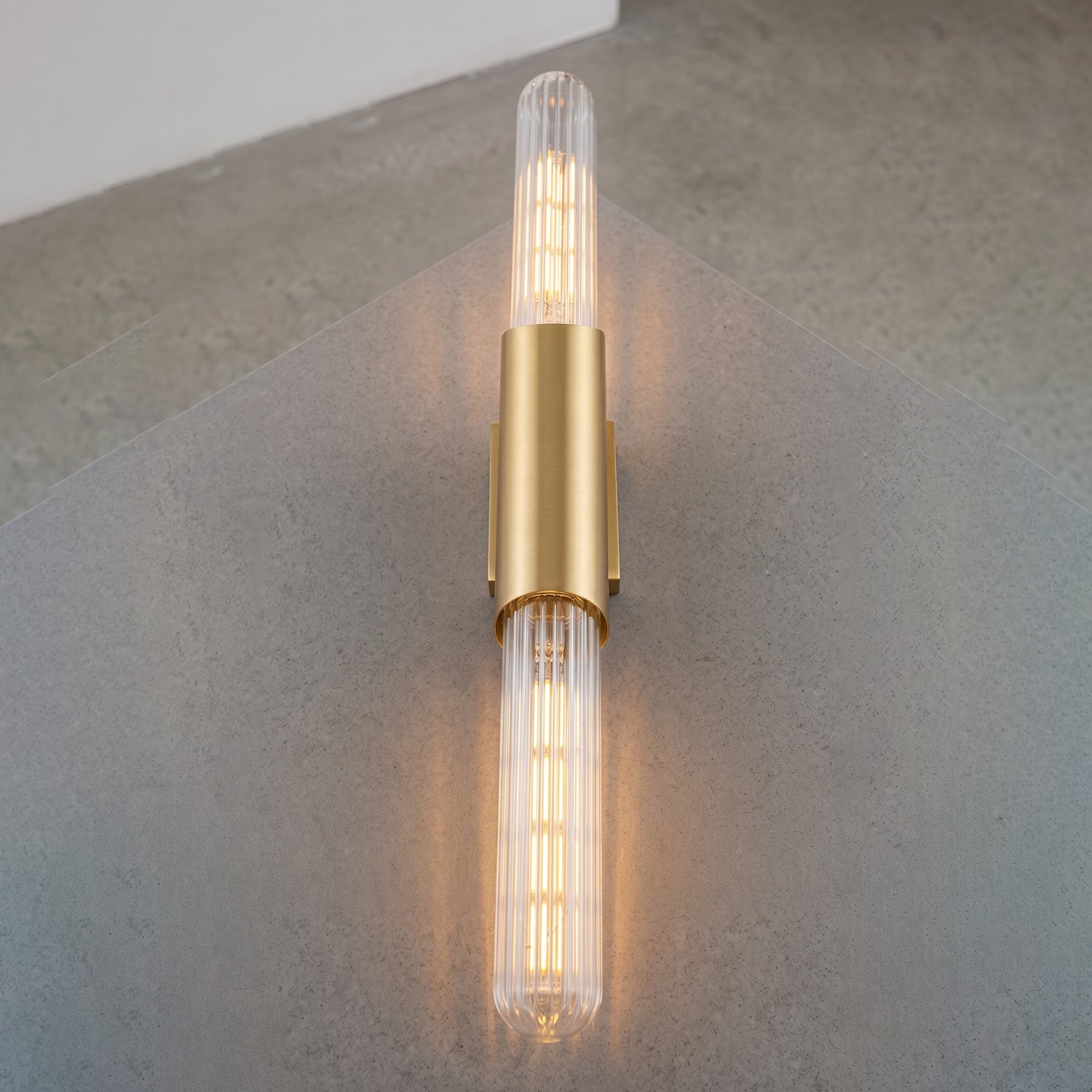 Lysander Mid-Century Wall Sconce